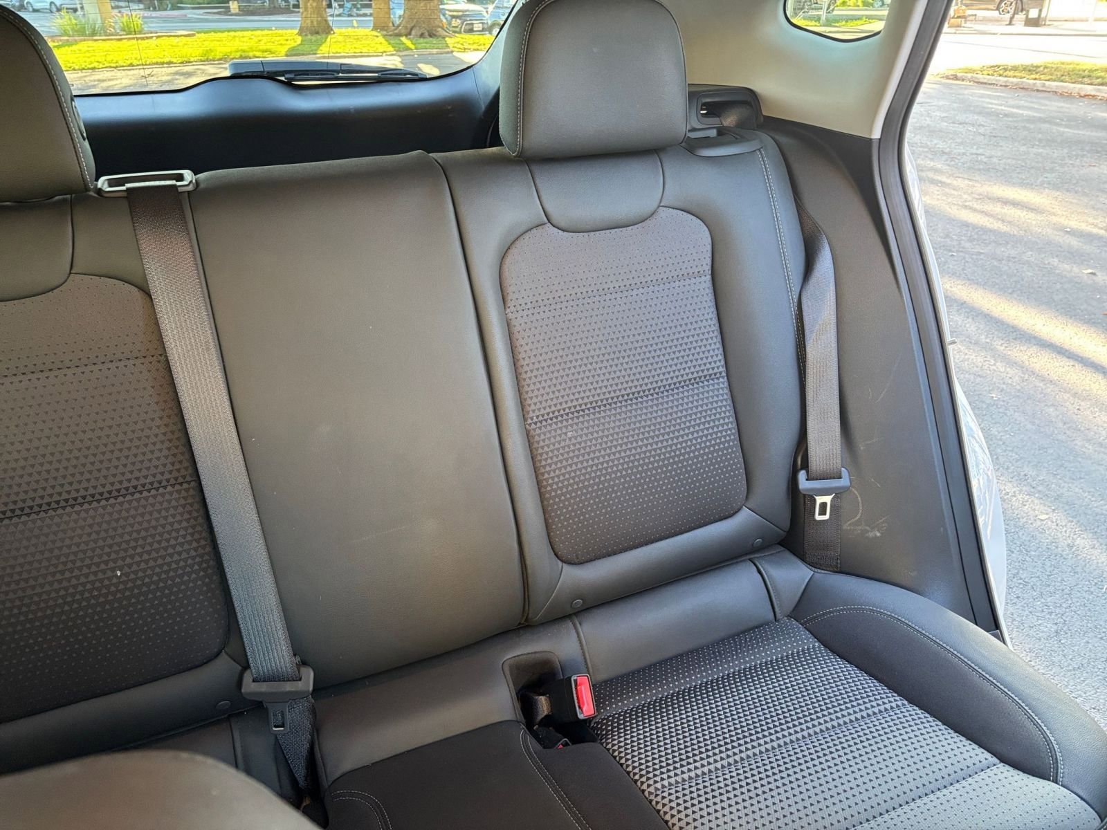 Thumbnail: 2025 Chevrolet Trax - 31