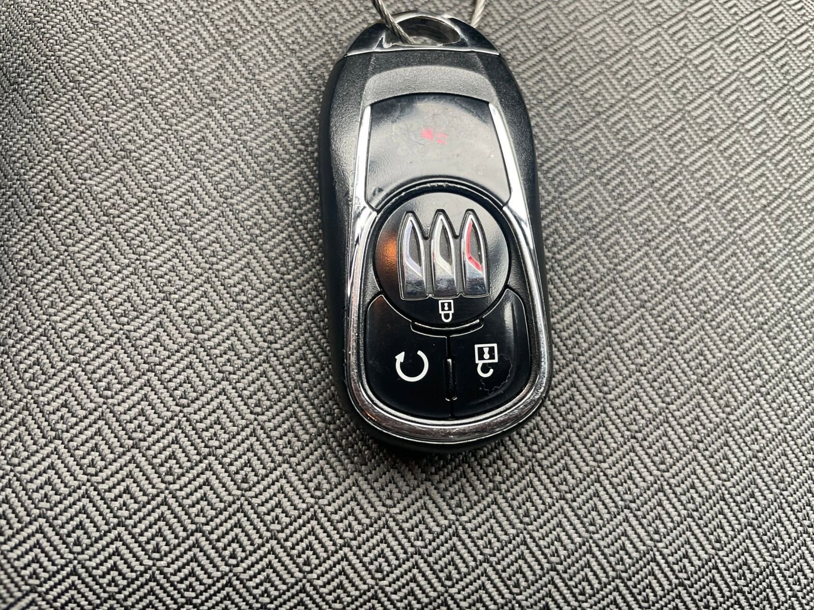 Thumbnail: 2025 Buick Encore GX - 18