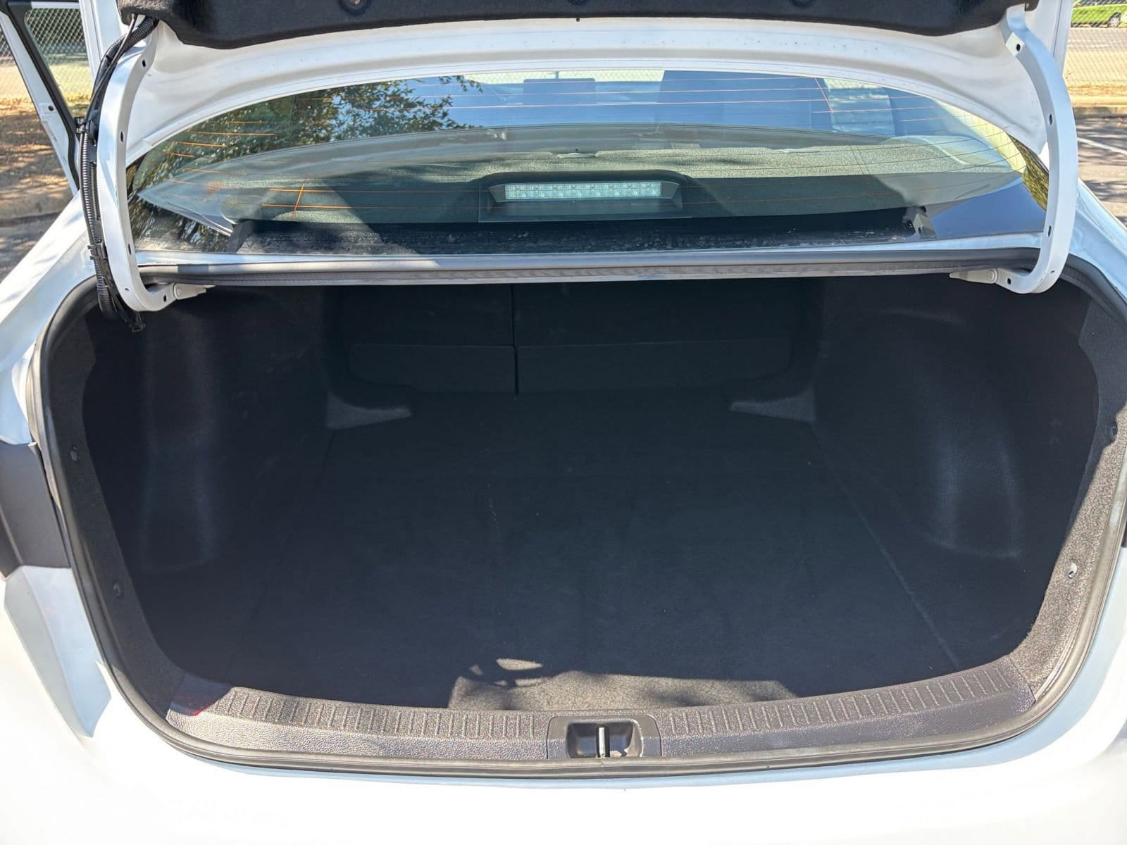 Thumbnail: 2025 Toyota Corolla - 25