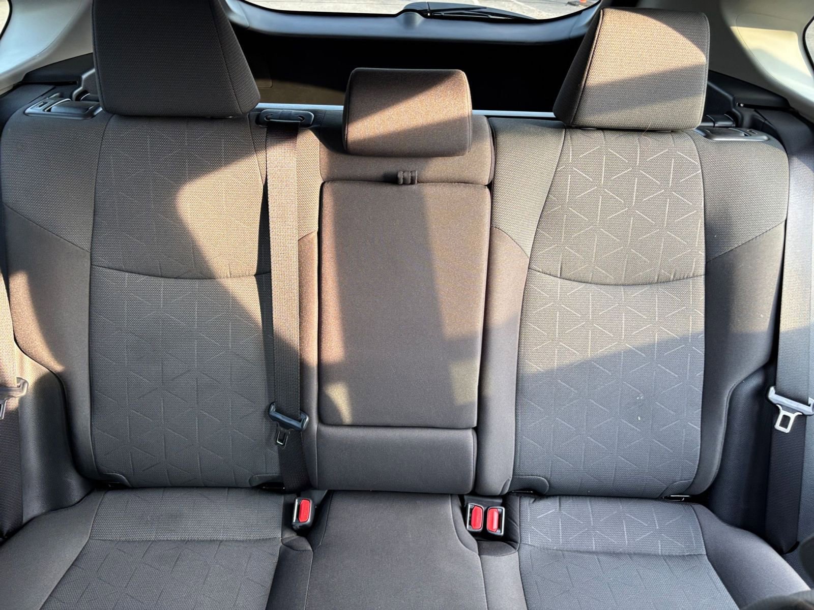 Thumbnail: 2025 Toyota RAV4 - 32