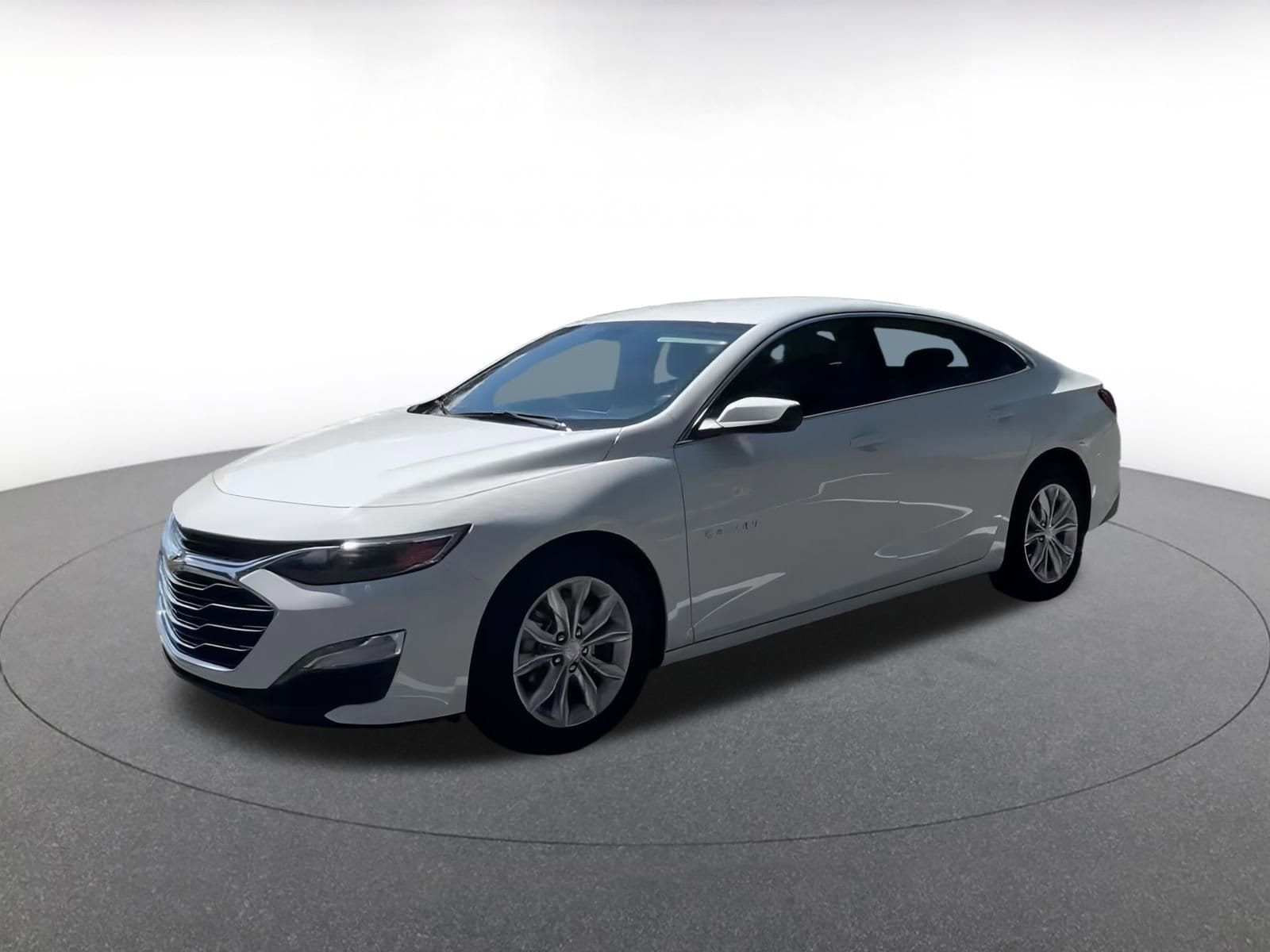 Thumbnail: 2024 Chevrolet Malibu - 6