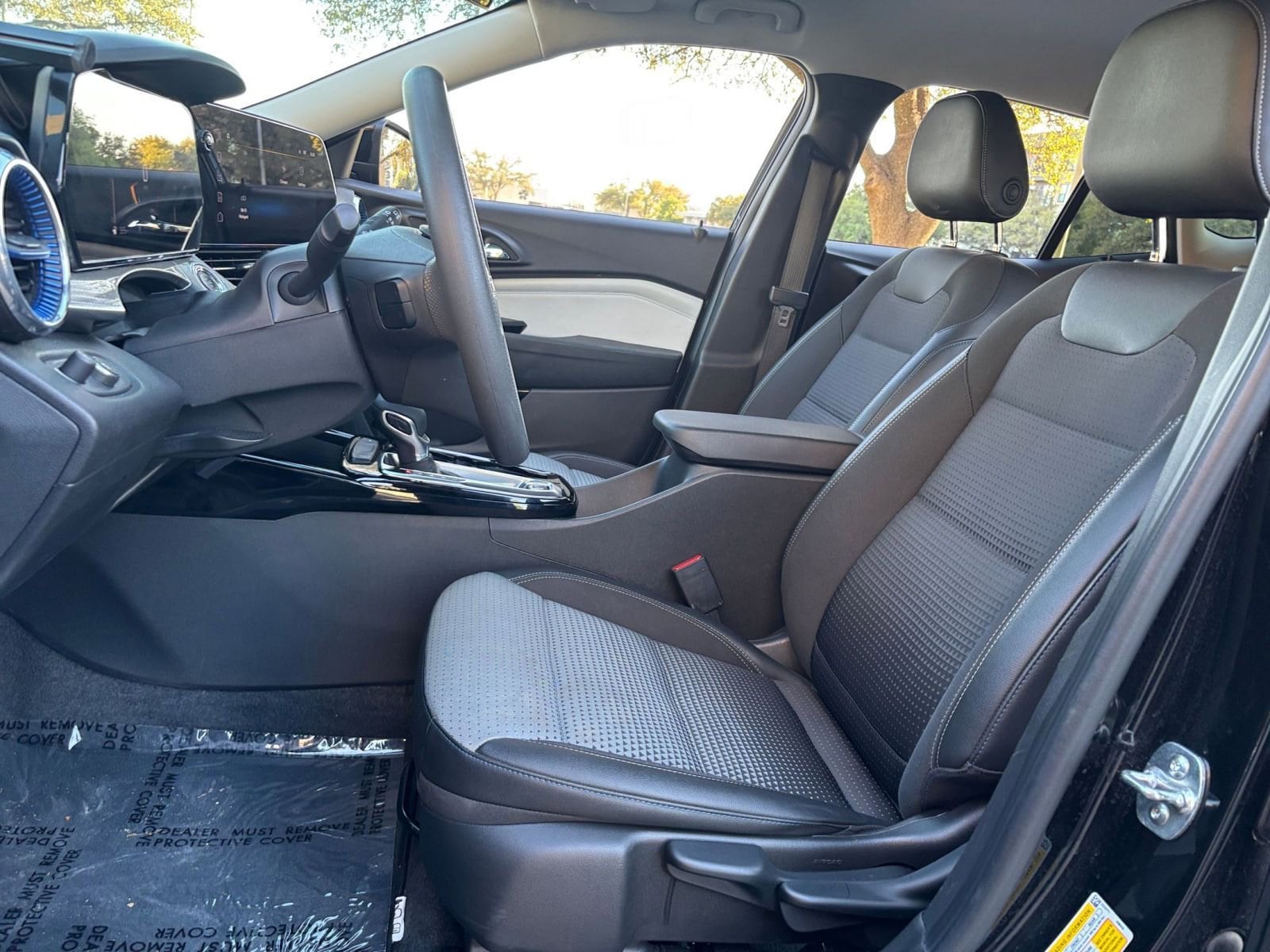 Thumbnail: 2025 Chevrolet Trax - 22