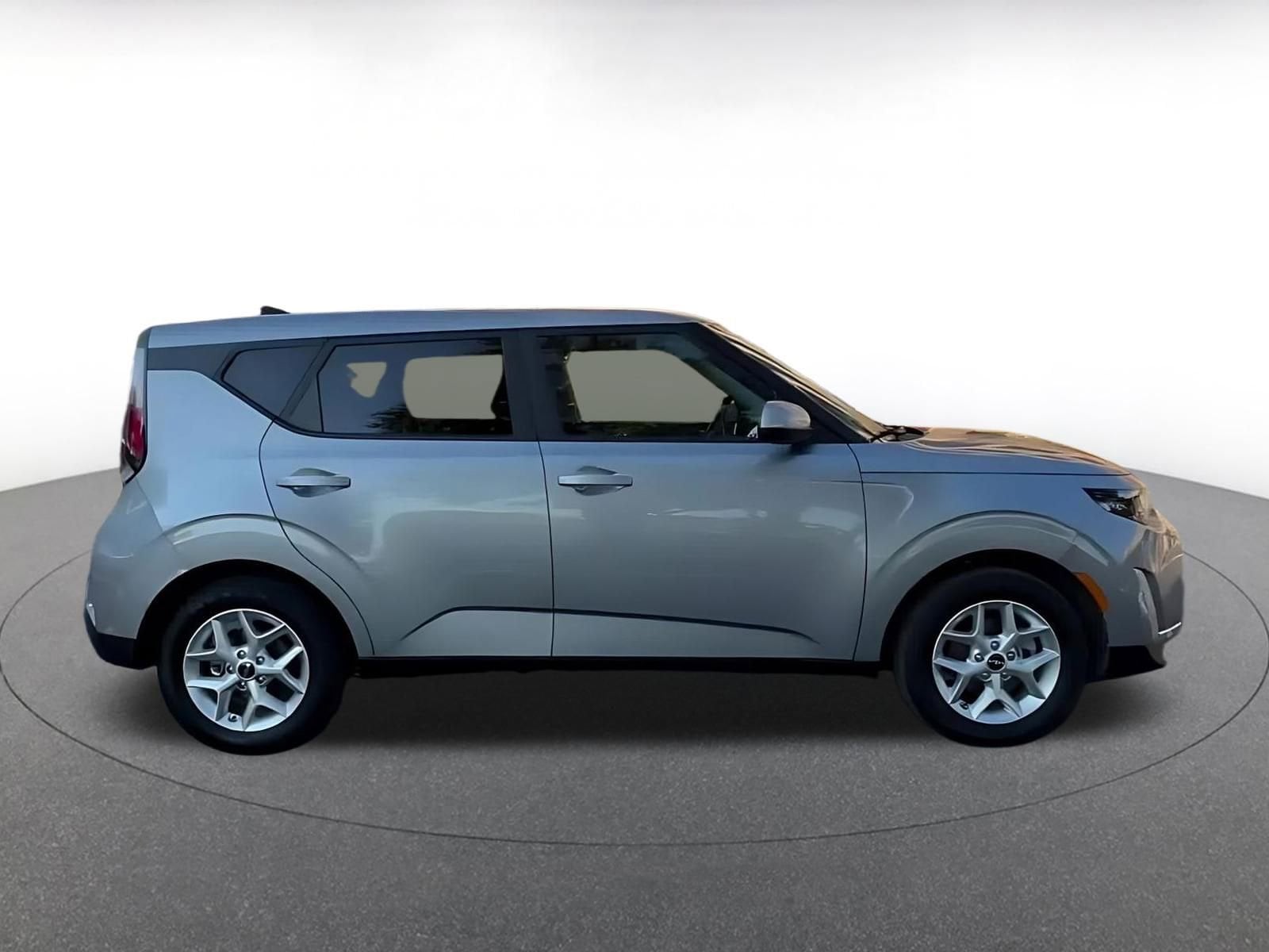 Thumbnail: 2025 Kia Soul - 15