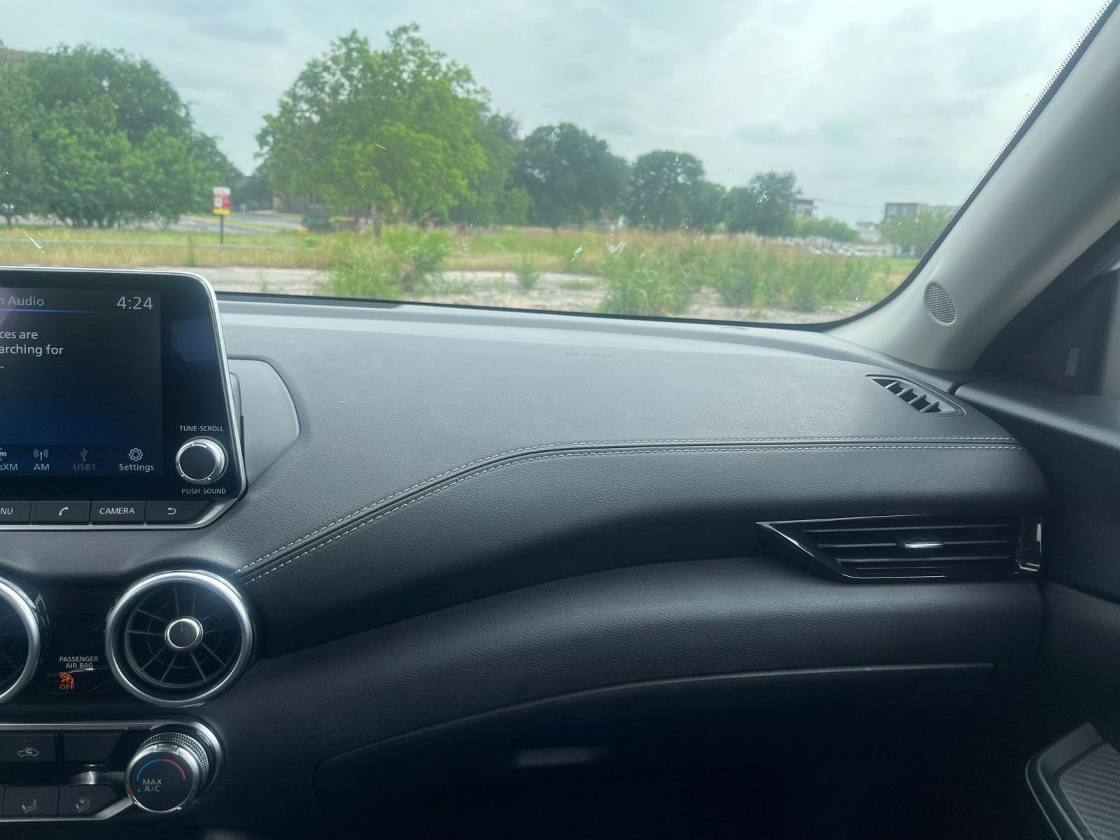 Thumbnail: 2025 Nissan Sentra - 33
