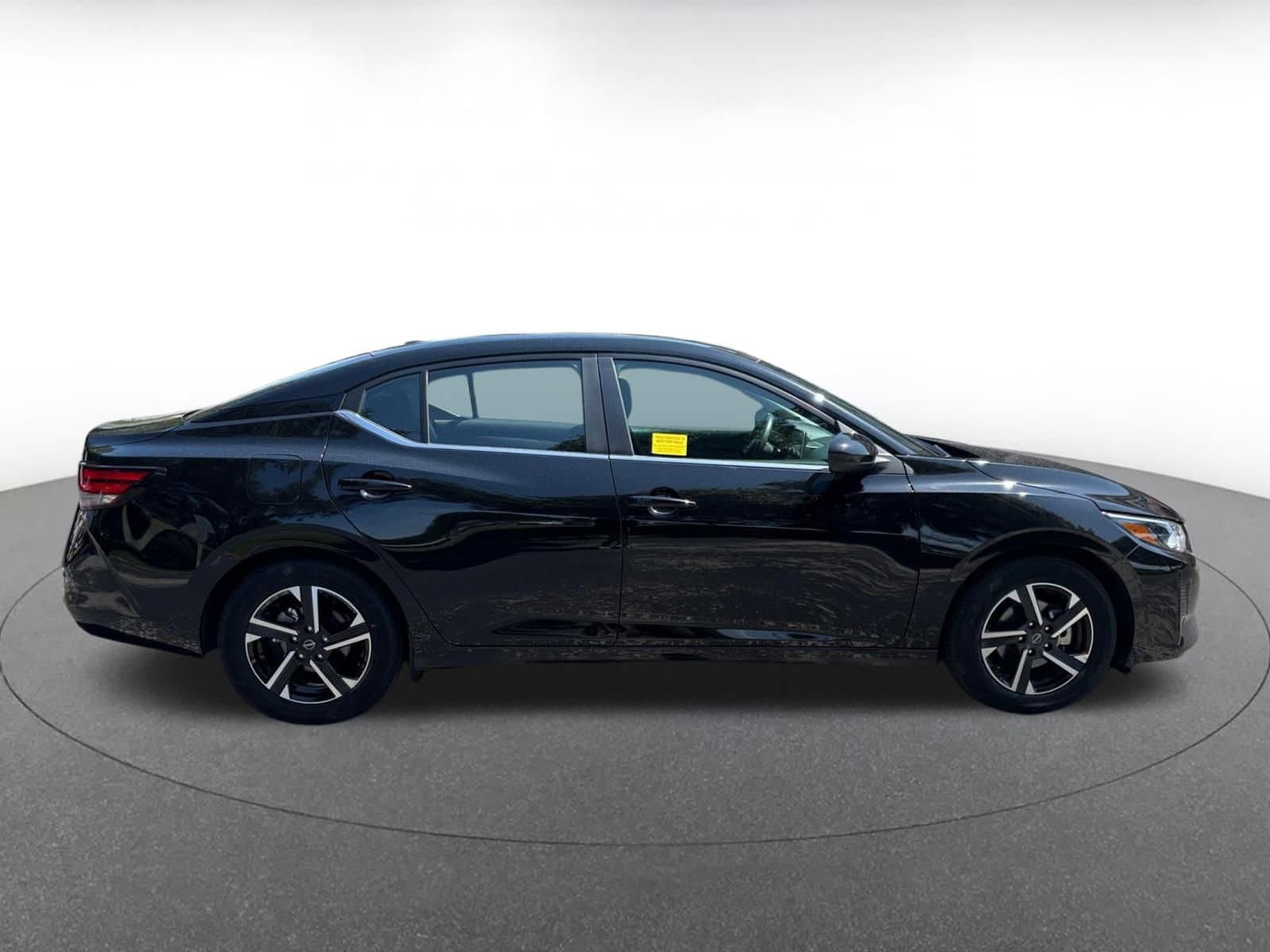 2023 Nissan Rogue Platinum Hero Image