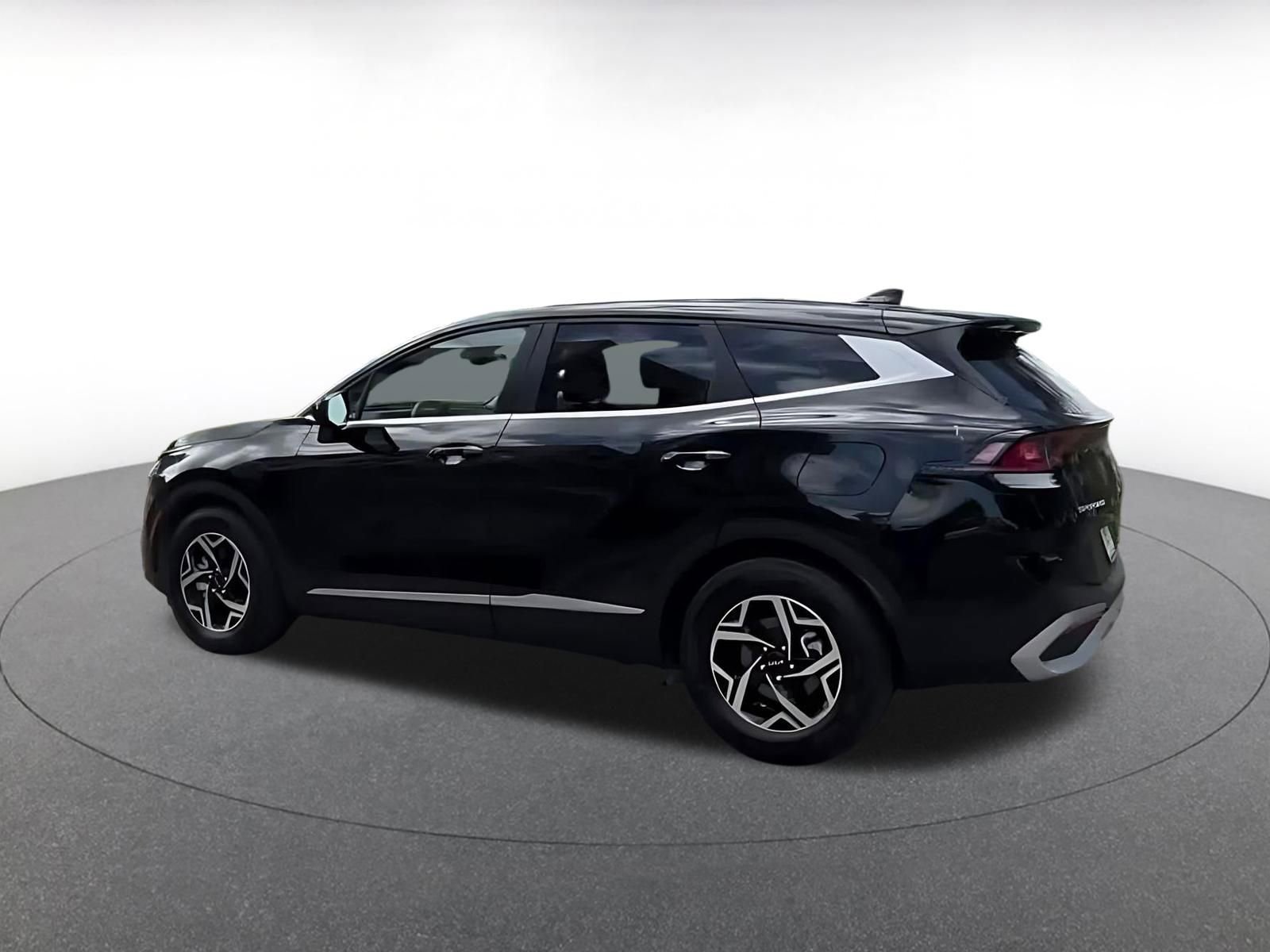 Thumbnail: 2025 Kia Sportage - 5