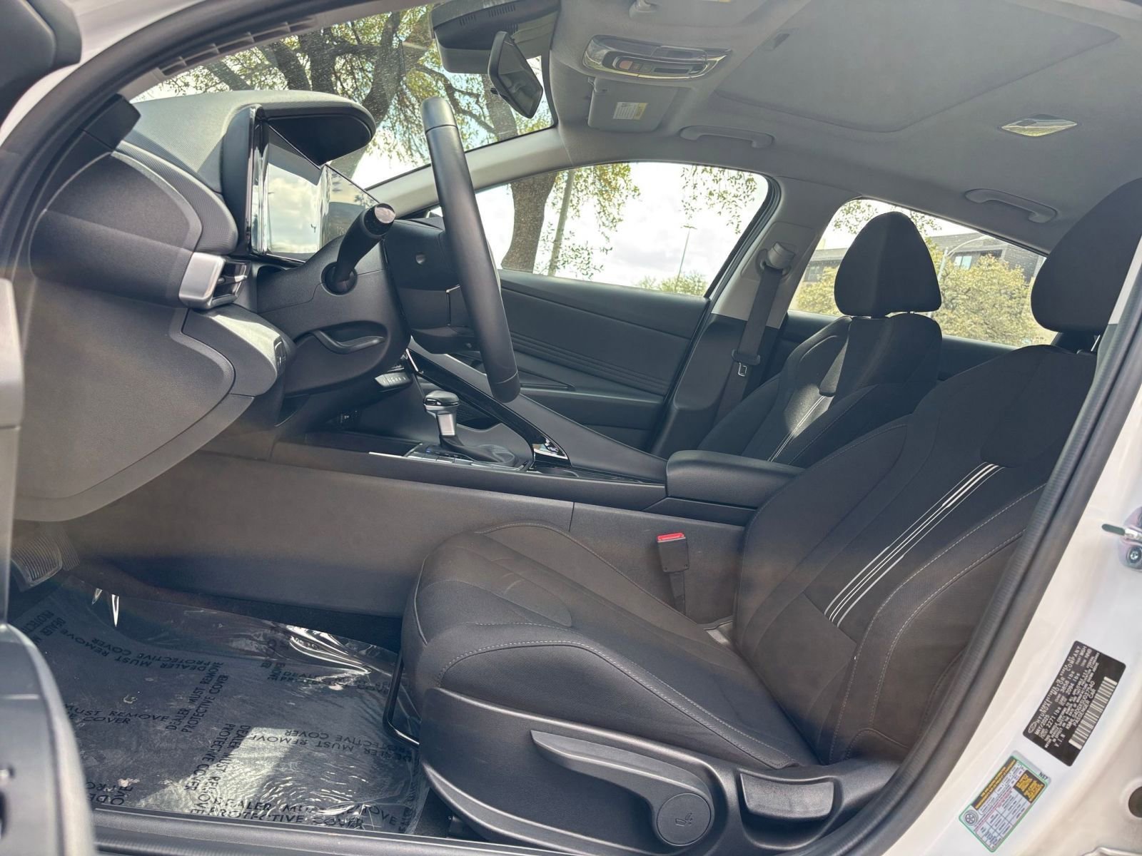 Thumbnail: 2025 Hyundai Elantra - 23