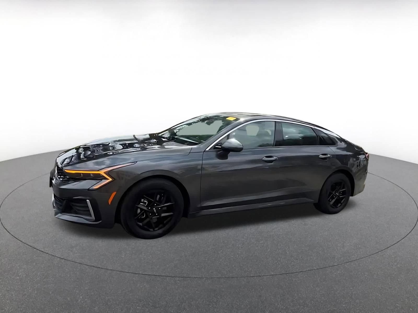 Thumbnail: 2025 Kia K5 - 6