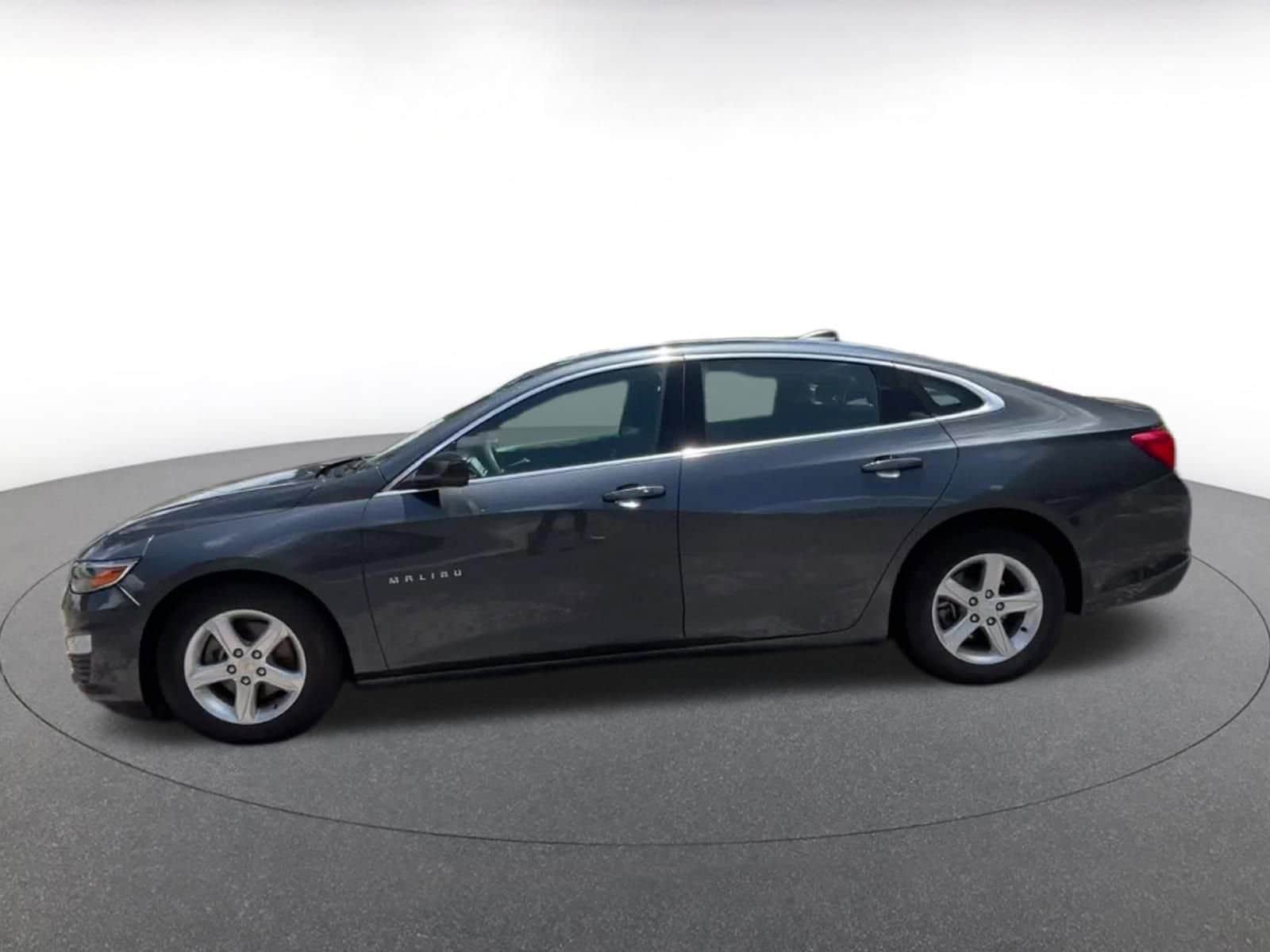 Thumbnail: 2021 Chevrolet Malibu - 7
