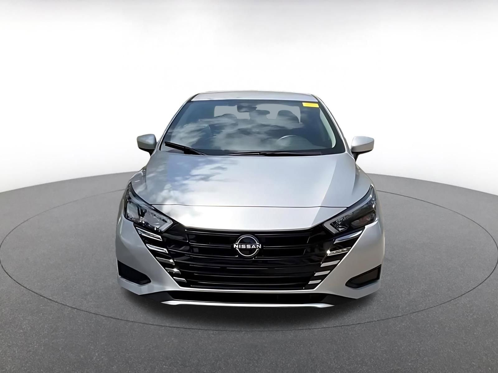 Thumbnail: 2025 Nissan Versa - 5