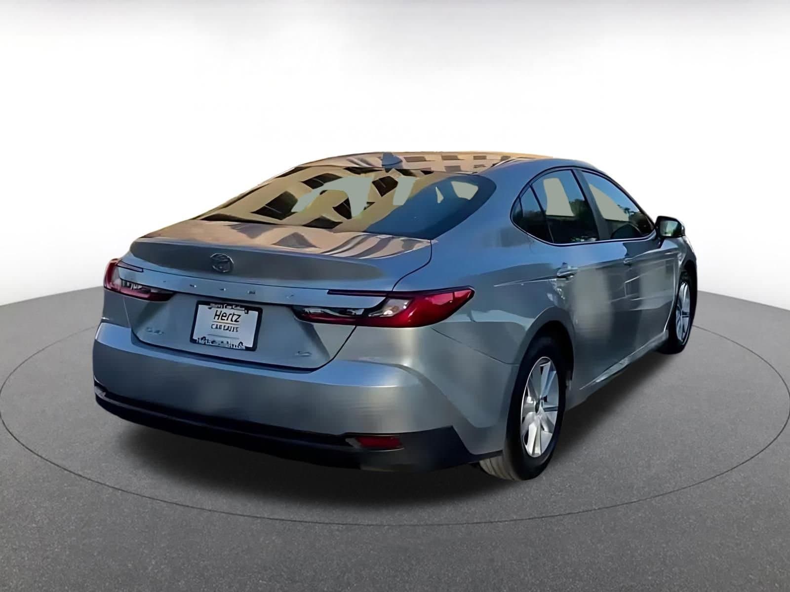 Thumbnail: 2025 Toyota Camry - 12