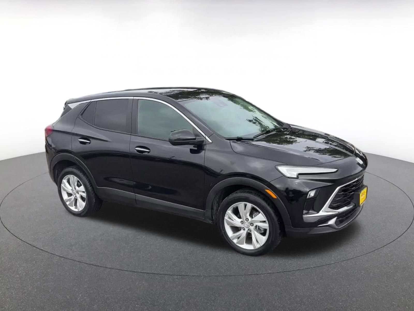 Thumbnail: 2025 Buick Encore GX - 2