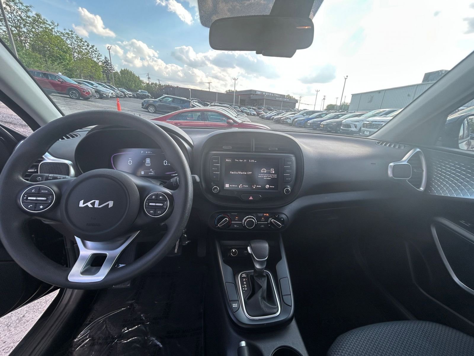 Thumbnail: 2025 Kia Soul - 28