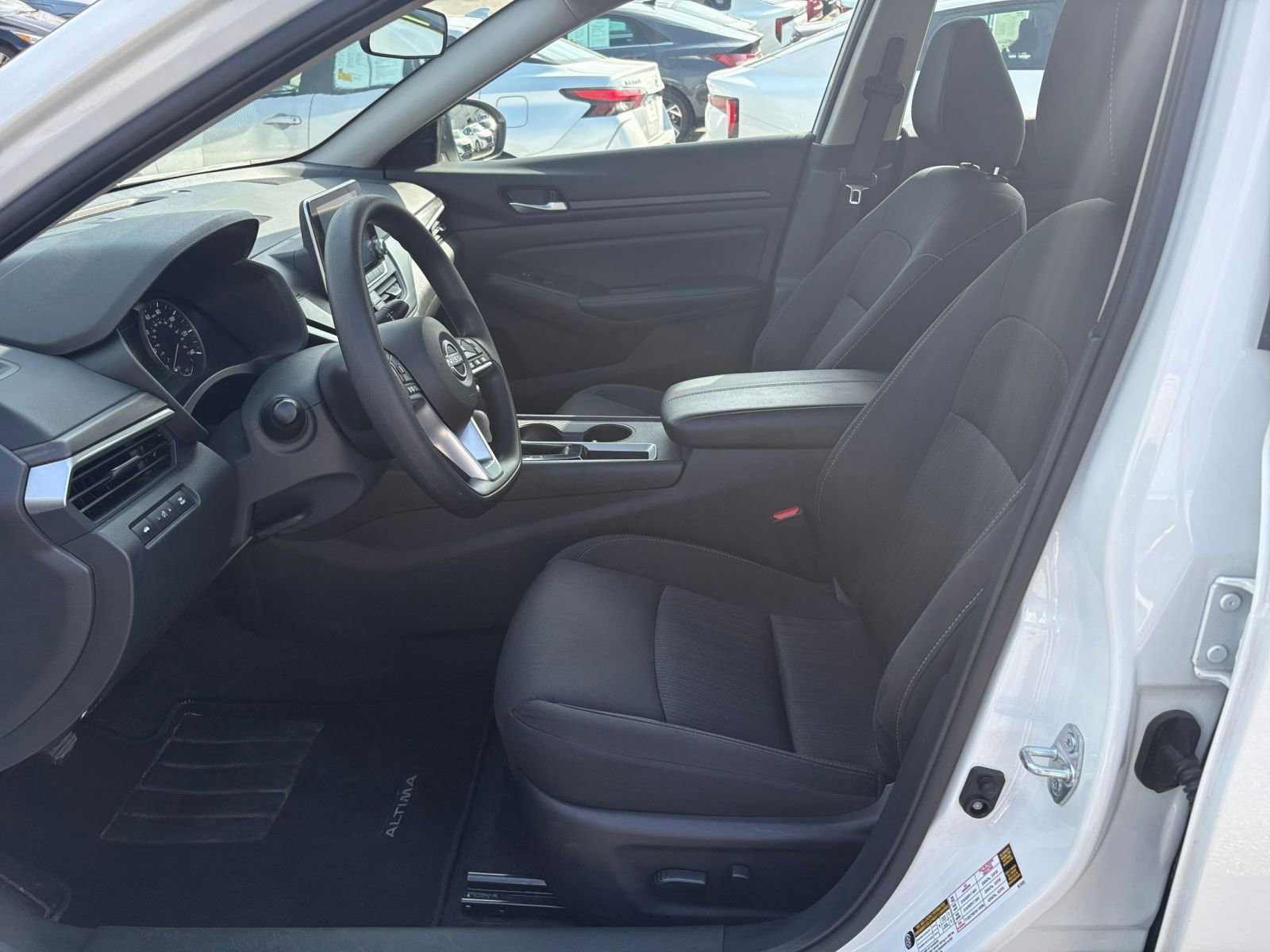 Thumbnail: 2025 Nissan Altima - 27