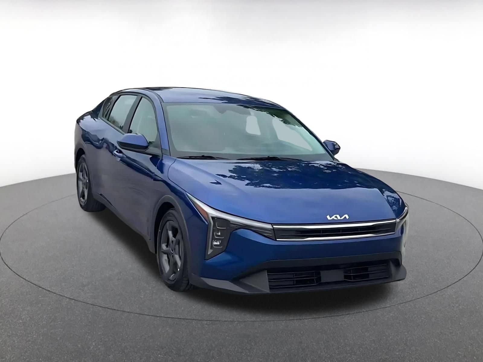 Thumbnail: 2025 Kia K4 - 3
