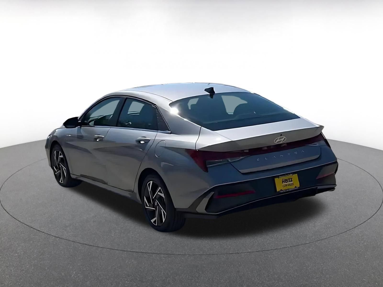 Thumbnail: 2025 Hyundai Elantra - 11