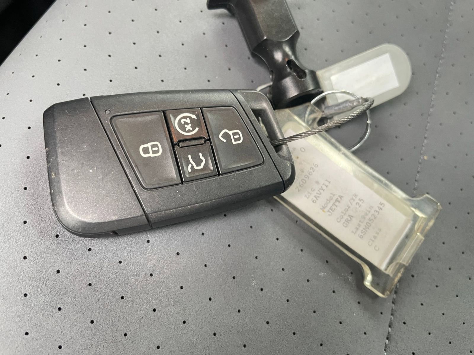 Thumbnail: 2025 Volkswagen Jetta - 22