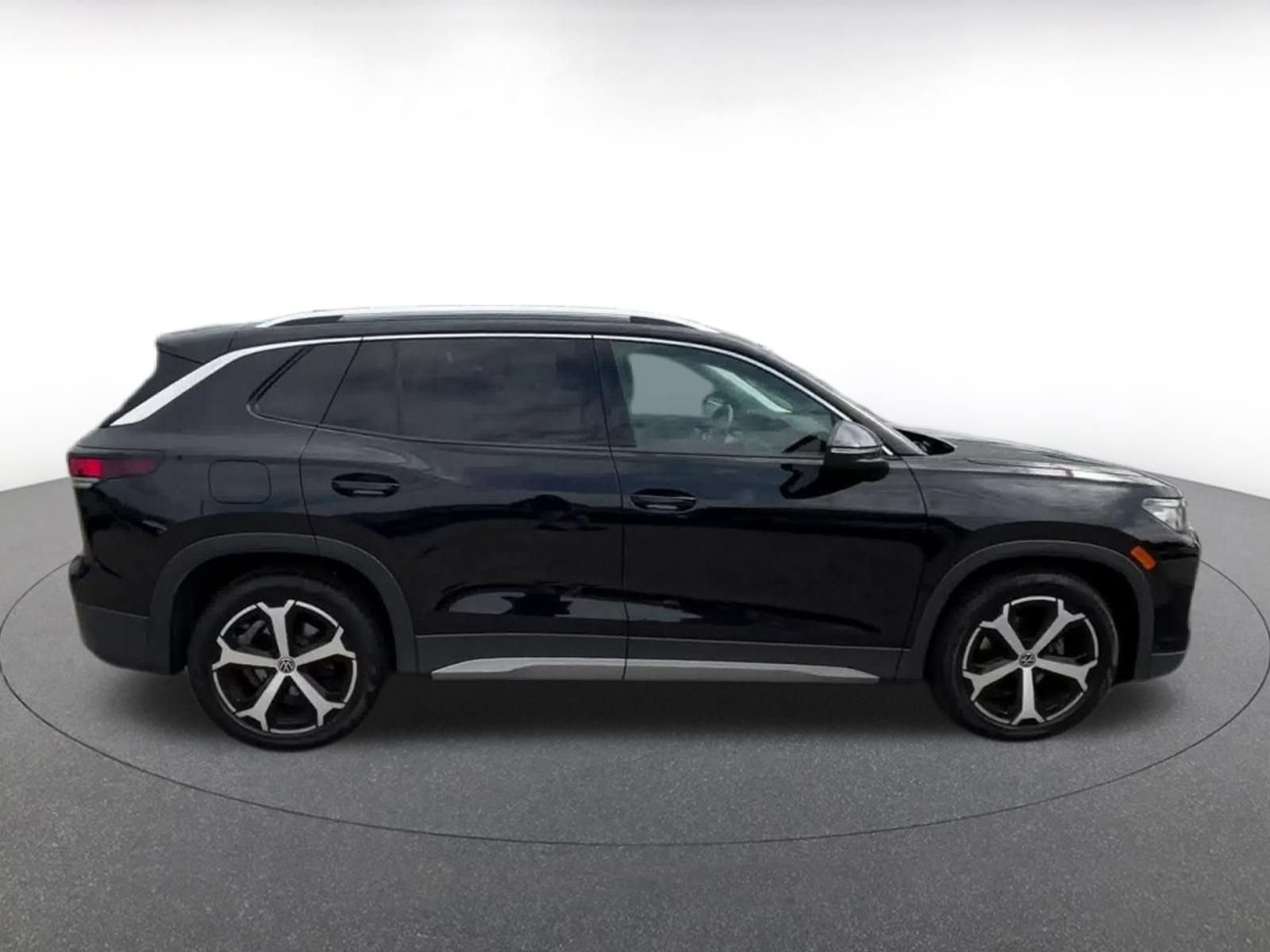 Thumbnail: 2026 Volkswagen Tiguan - 15