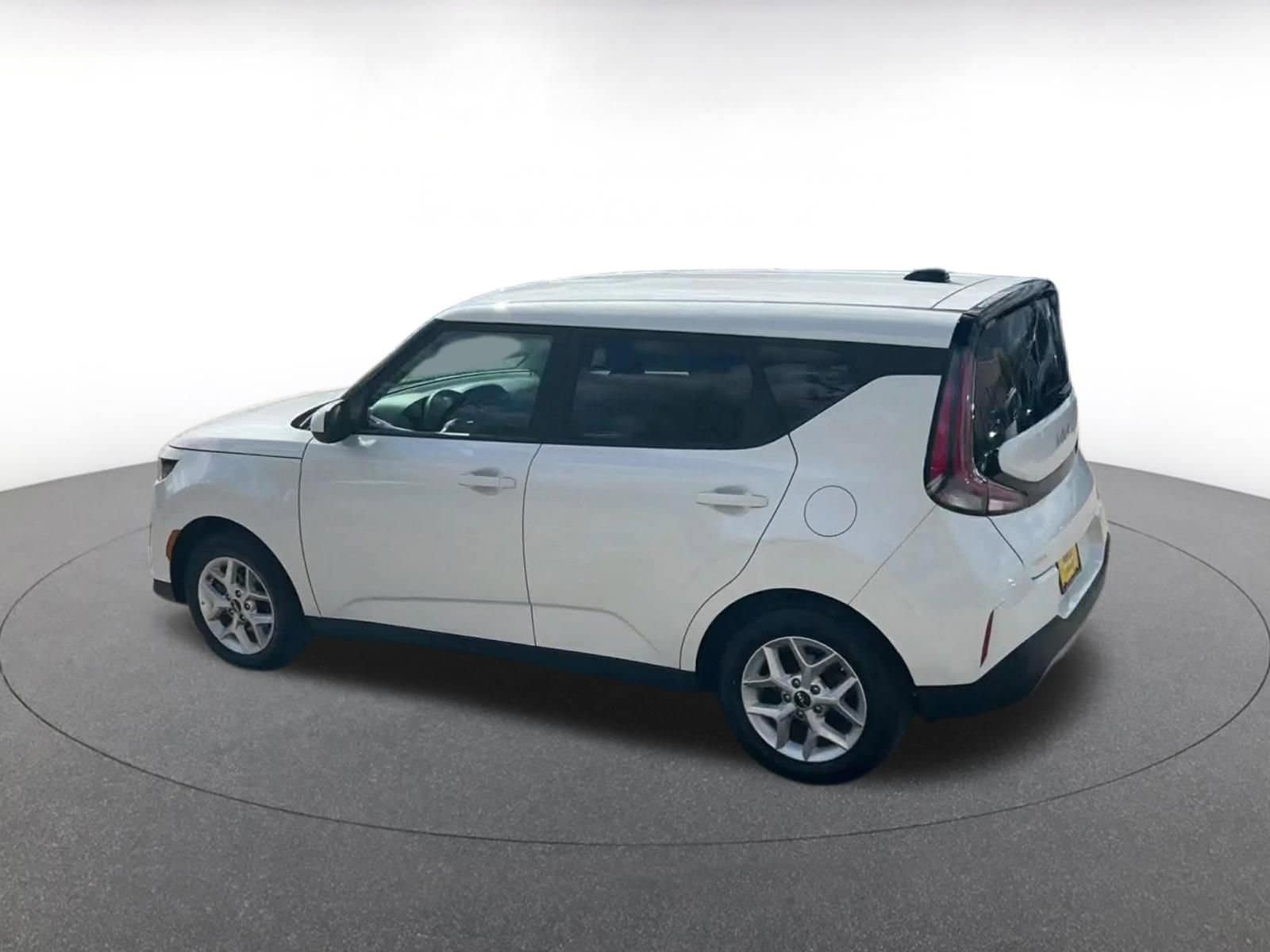 Thumbnail: 2025 Kia Soul - 10