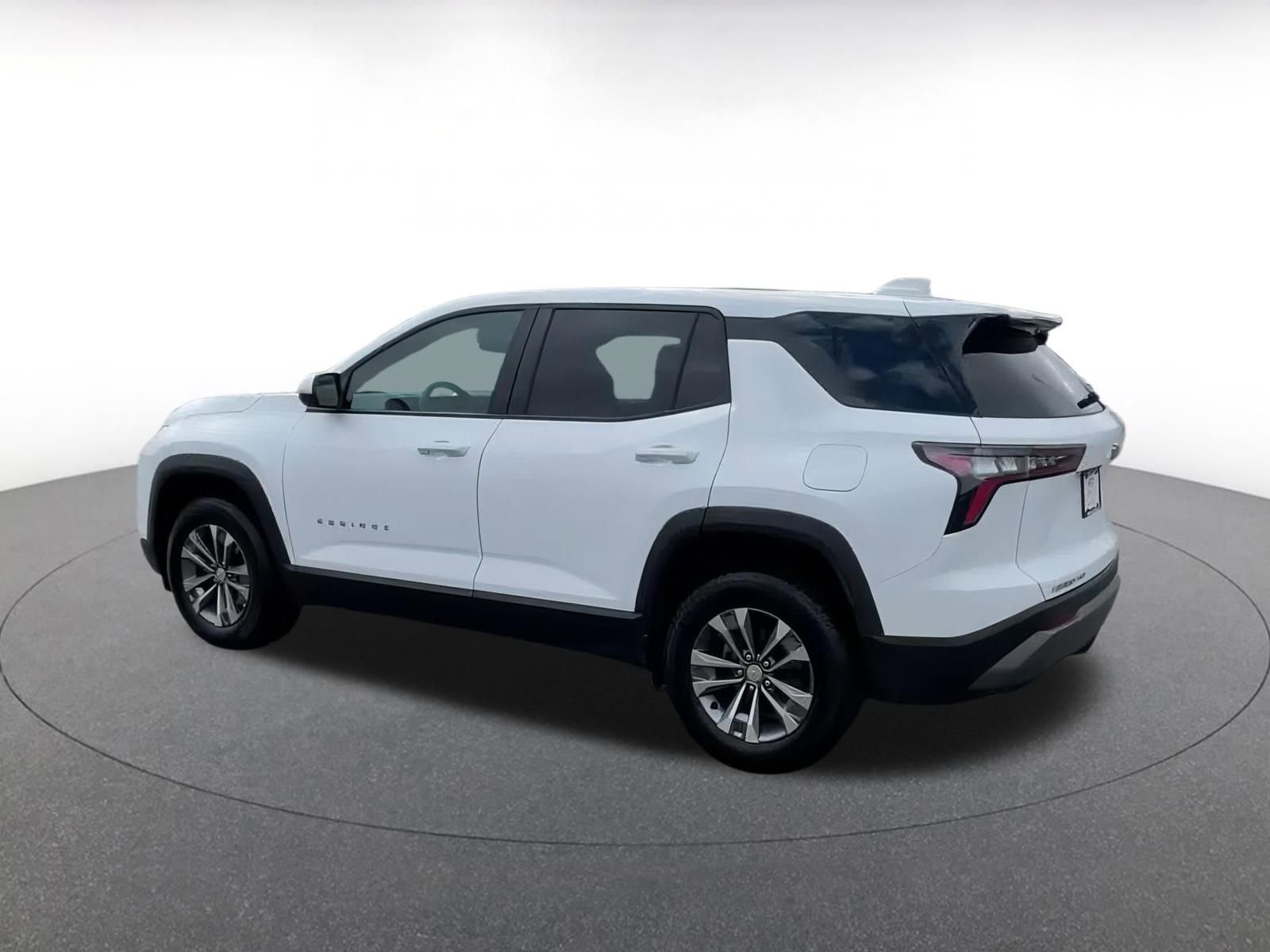 Thumbnail: 2025 Chevrolet Equinox - 10