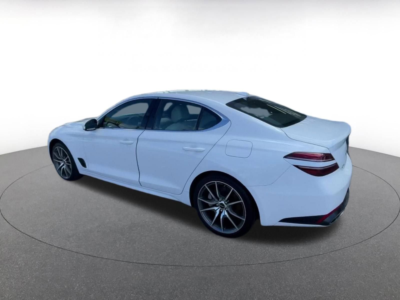 Thumbnail: 2025 Genesis G70 - 10