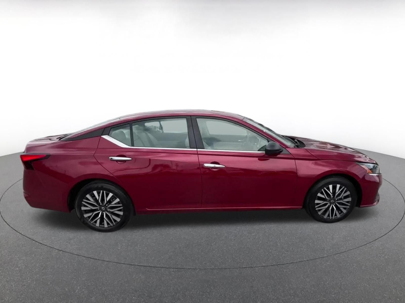 Thumbnail: 2025 Nissan Altima - 13