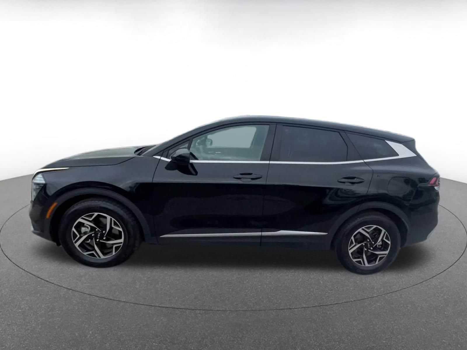 Thumbnail: 2025 Kia Sportage - 8