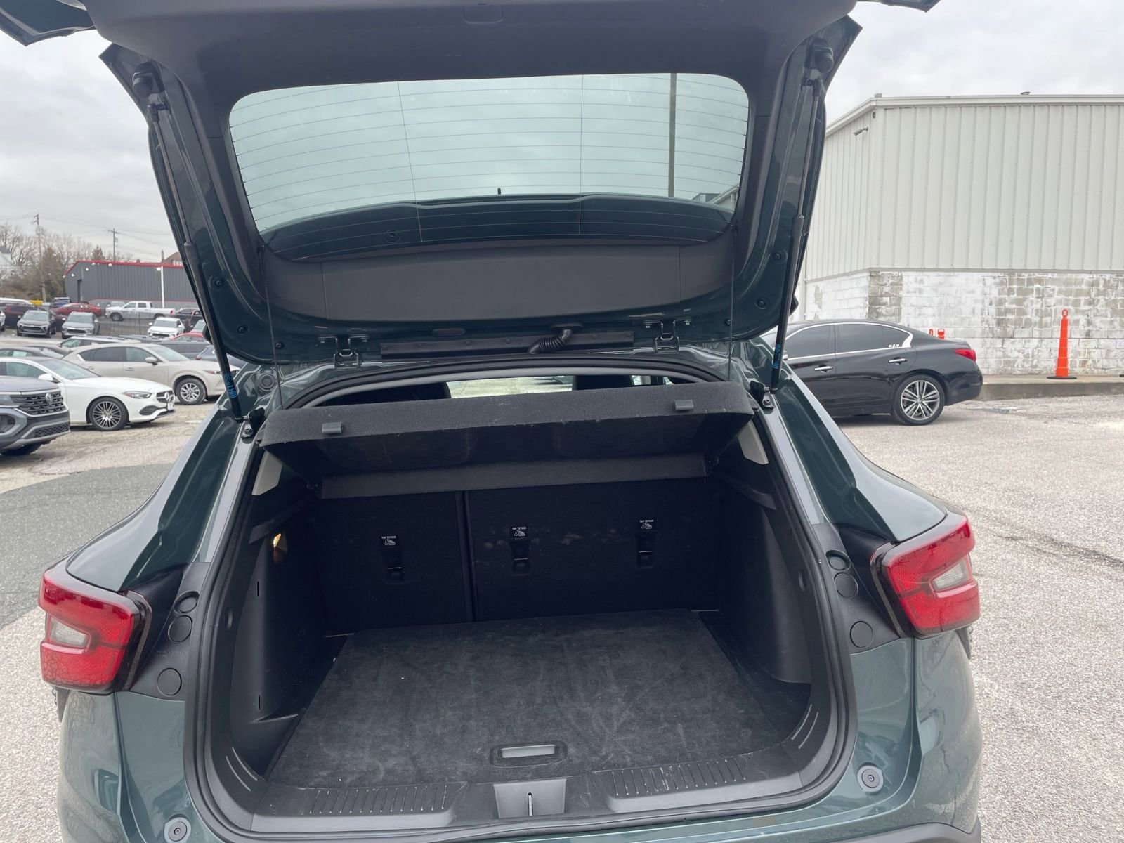 Thumbnail: 2025 Chevrolet Trax - 29