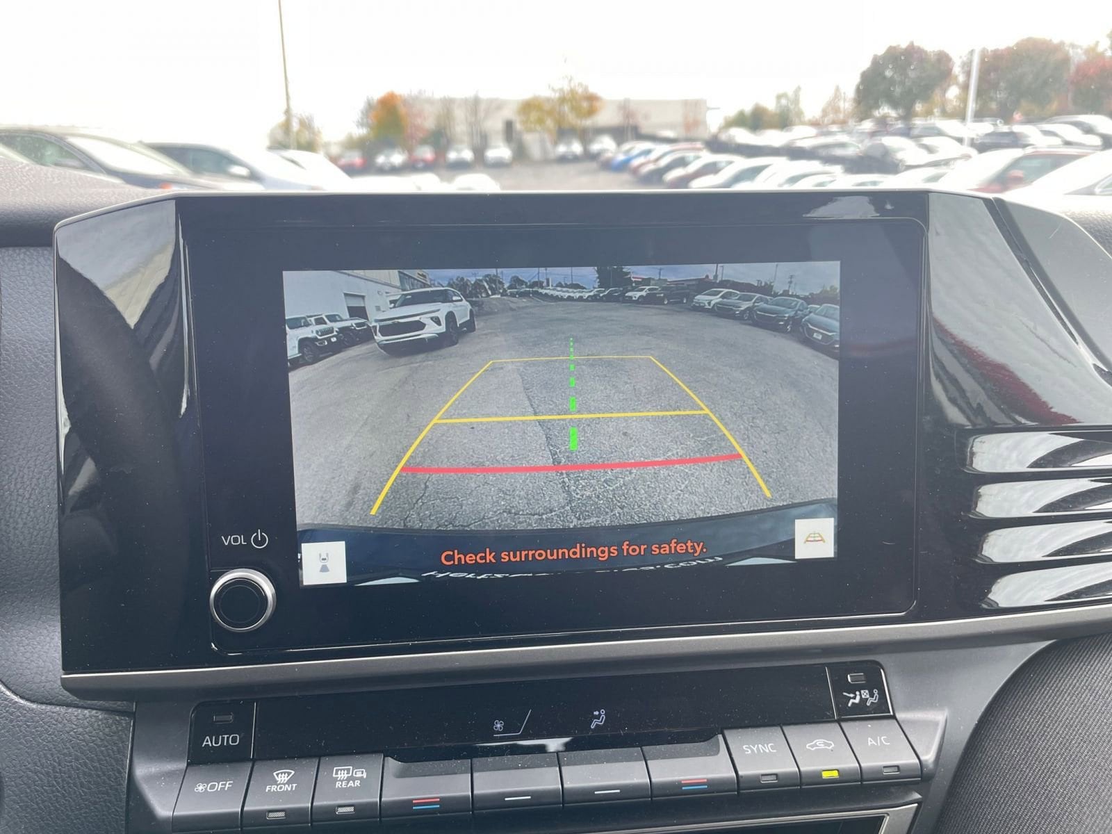 Thumbnail: 2025 Toyota Camry - 17