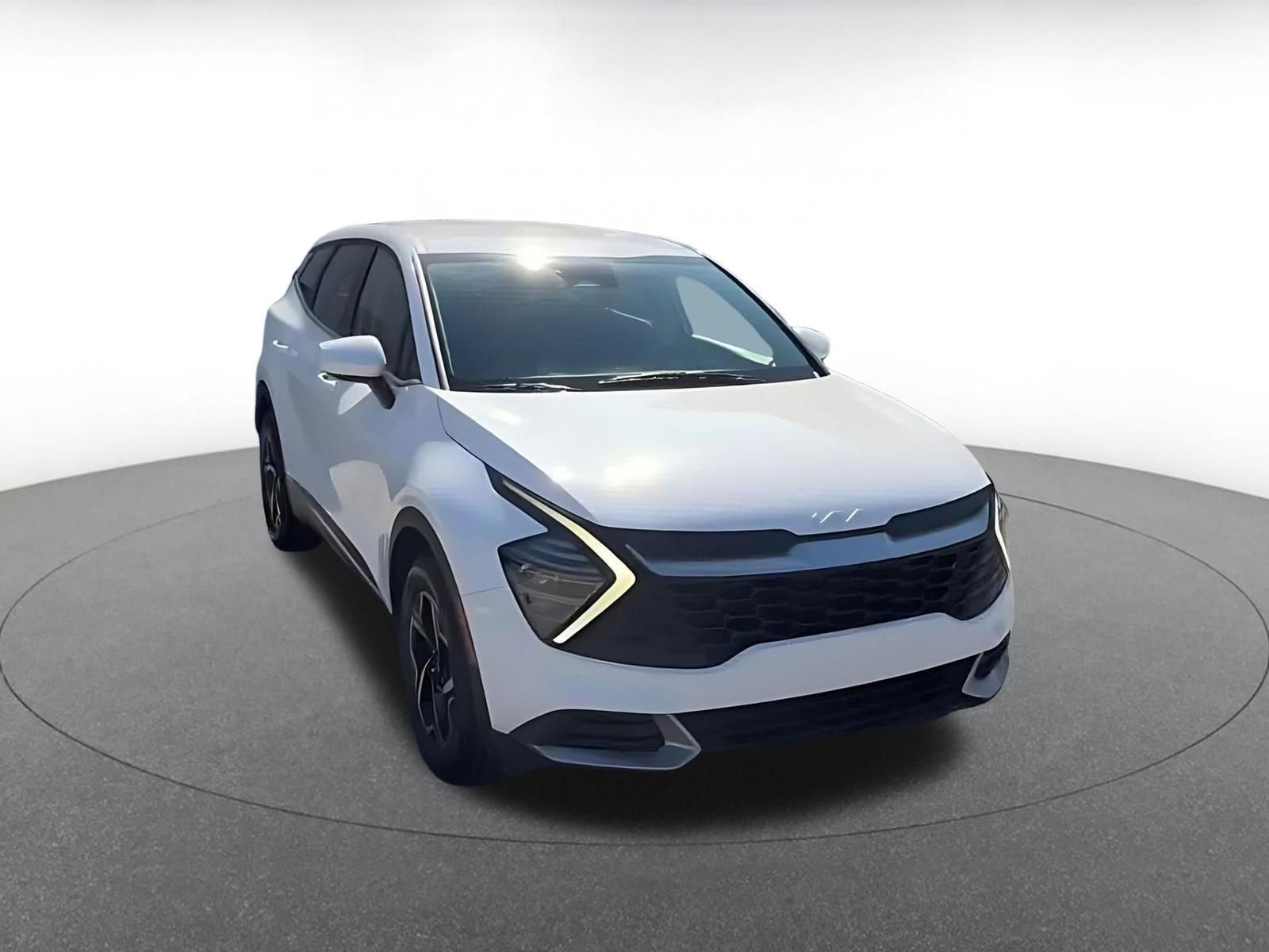 Thumbnail: 2025 Kia Sportage - 3