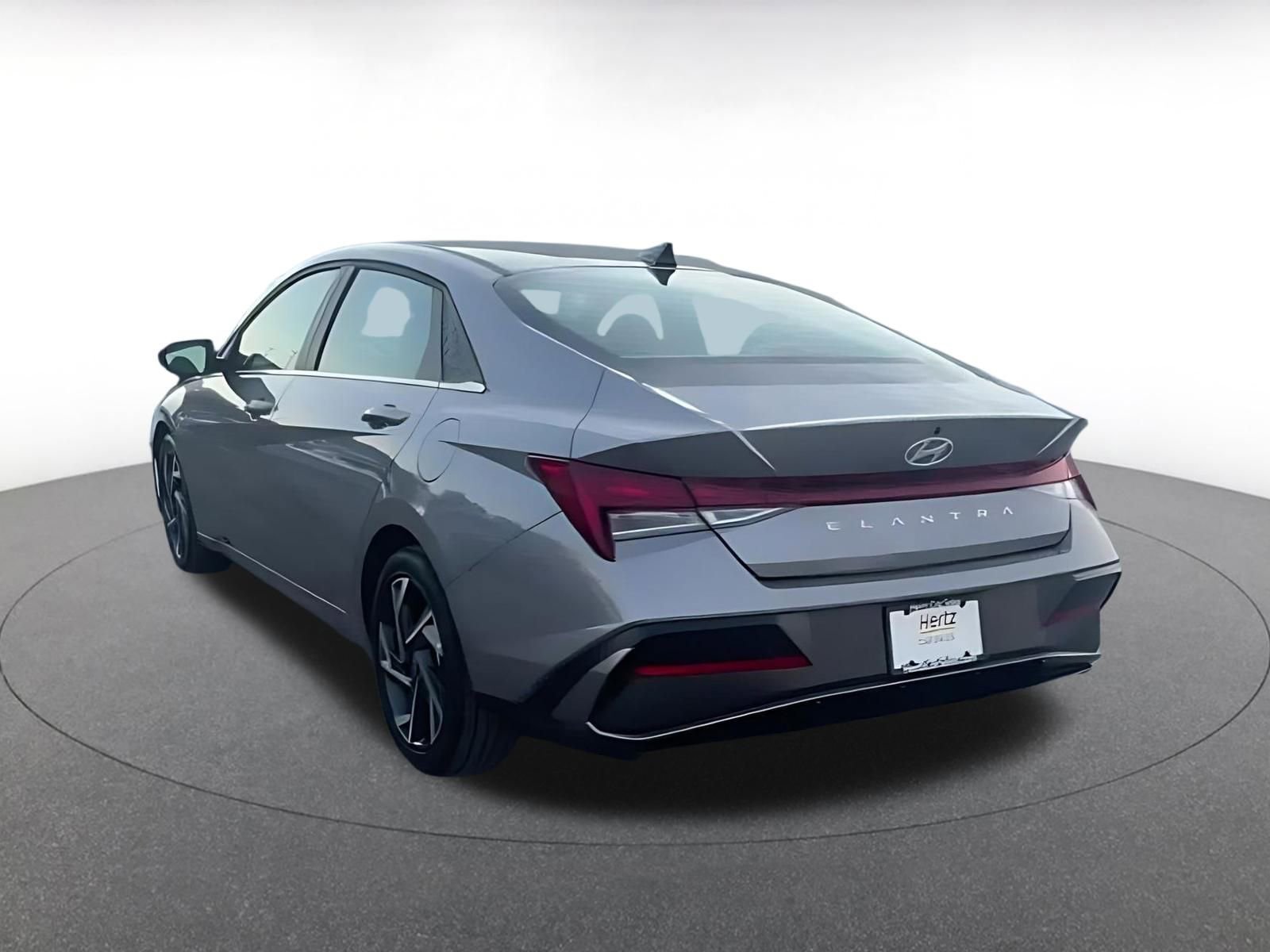 Thumbnail: 2025 Hyundai Elantra - 11