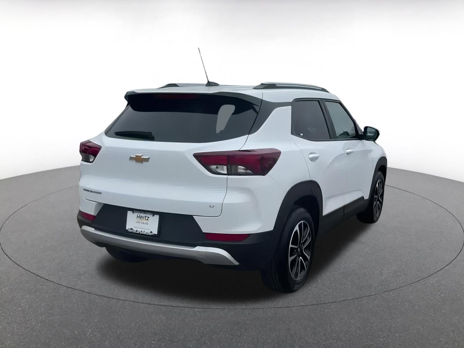 Thumbnail: 2025 Chevrolet TrailBlazer - 14