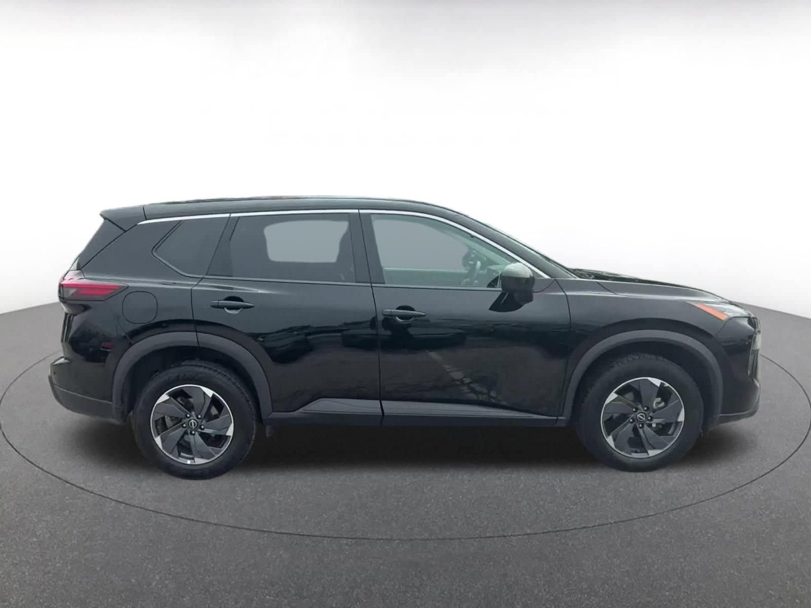 Thumbnail: 2025 Nissan Rogue - 15