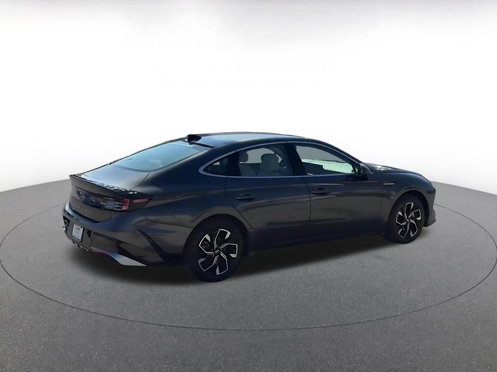 Thumbnail: 2025 Hyundai Sonata - 15