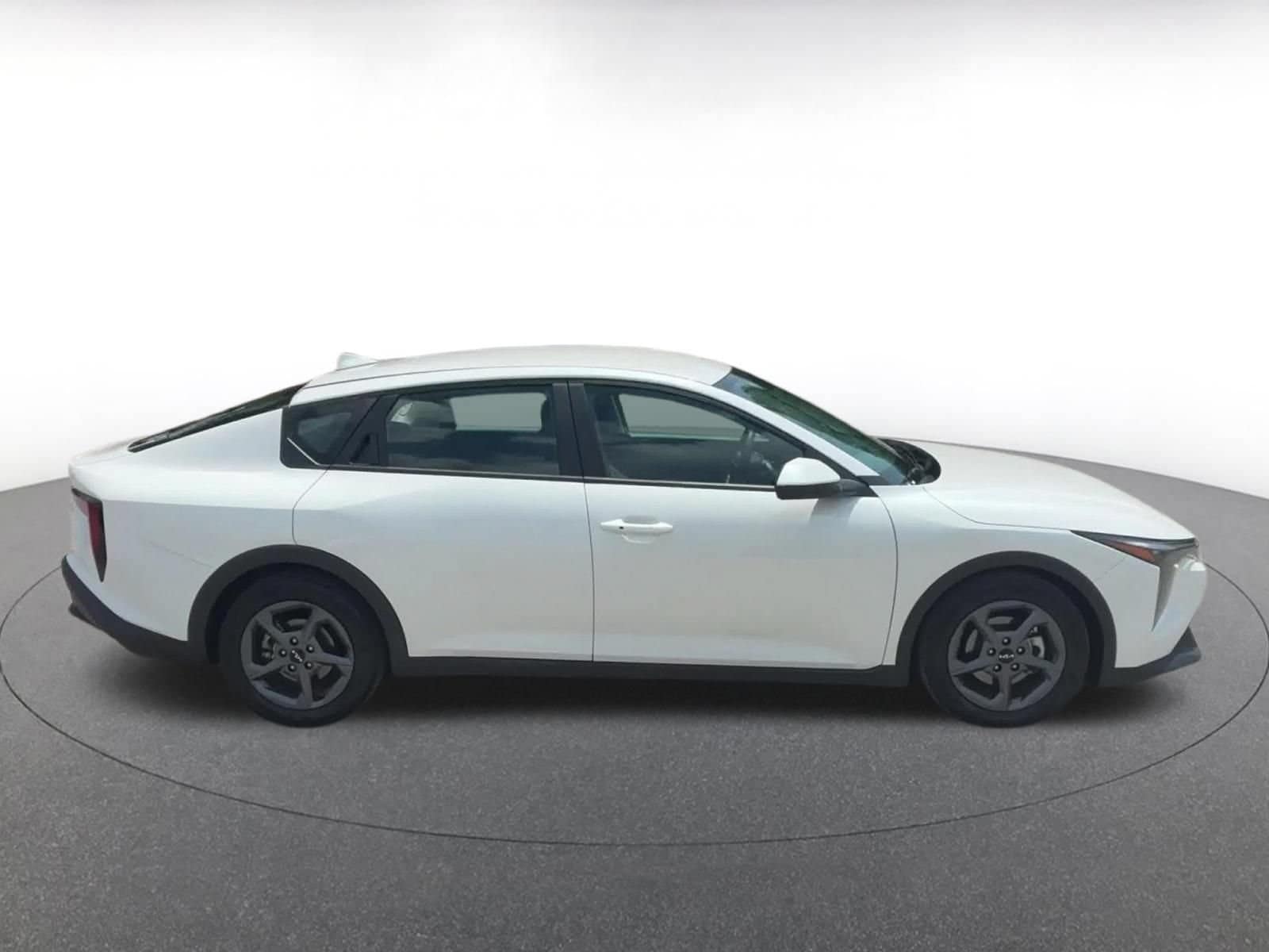 Thumbnail: 2025 Kia K4 - 16