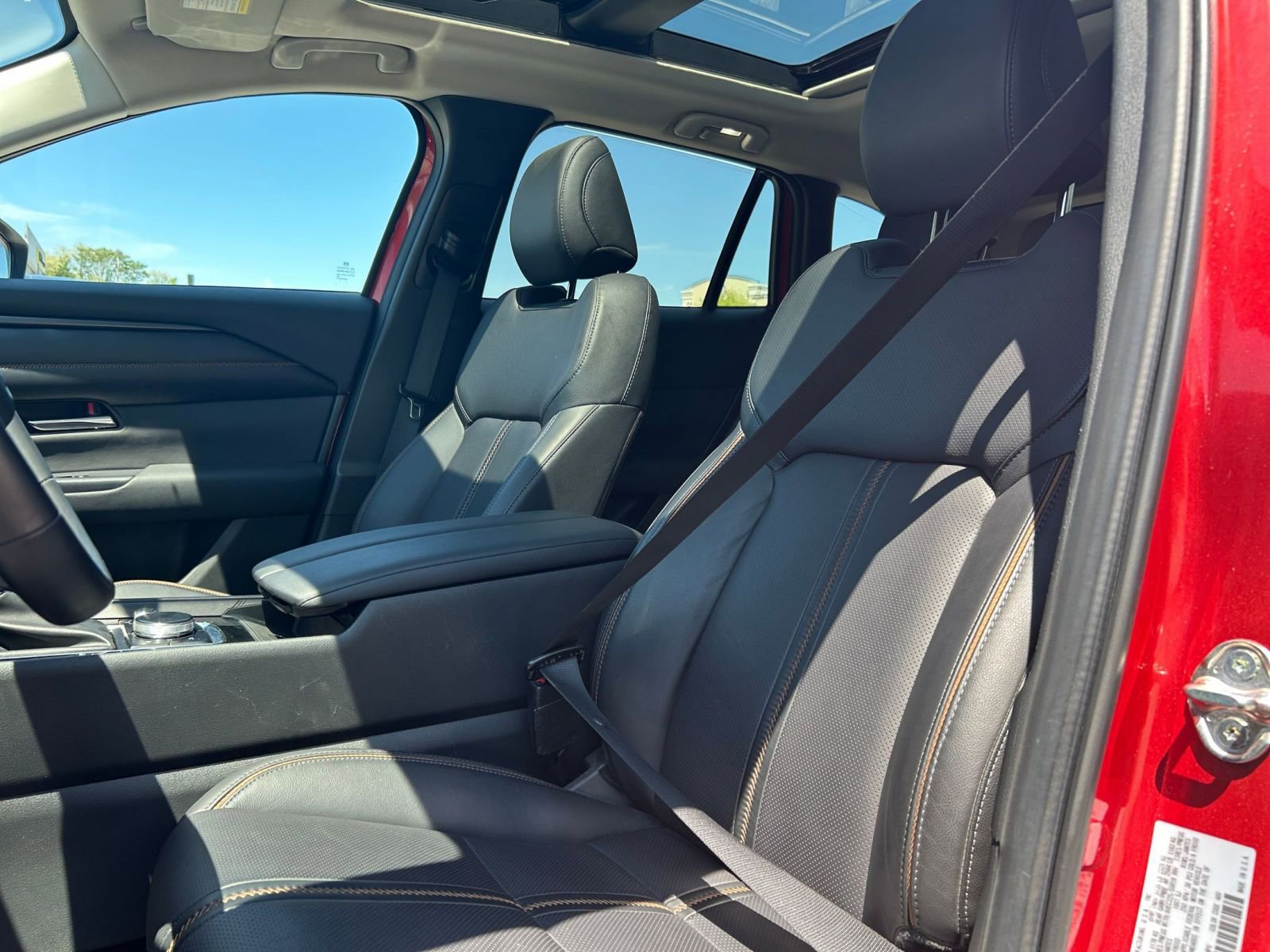 Thumbnail: 2025 Mazda CX-50 - 31
