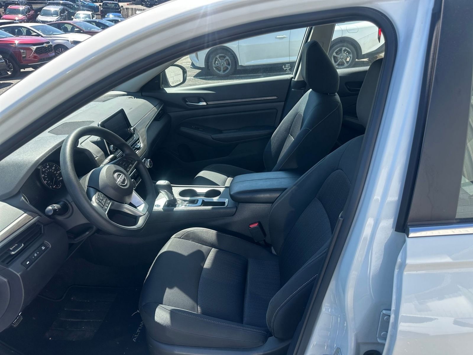 Thumbnail: 2025 Nissan Altima - 27