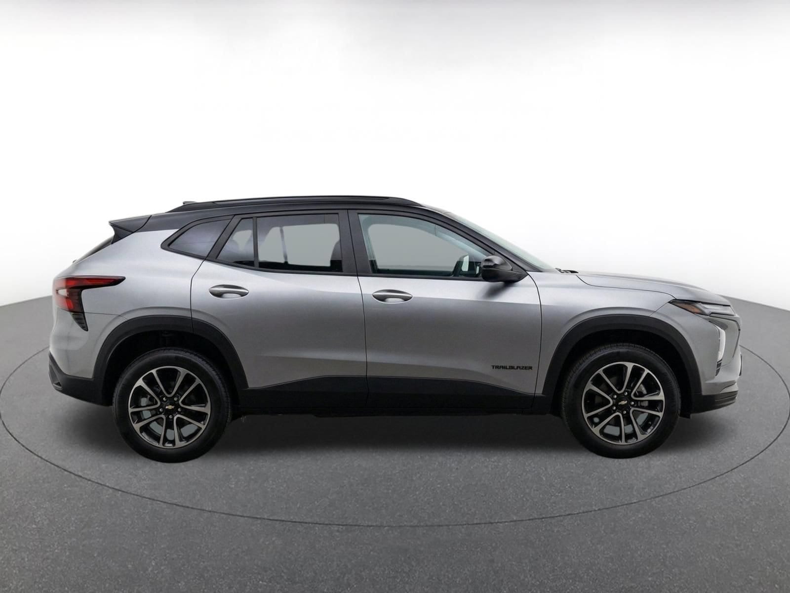 Thumbnail: 2025 Chevrolet TrailBlazer - 9