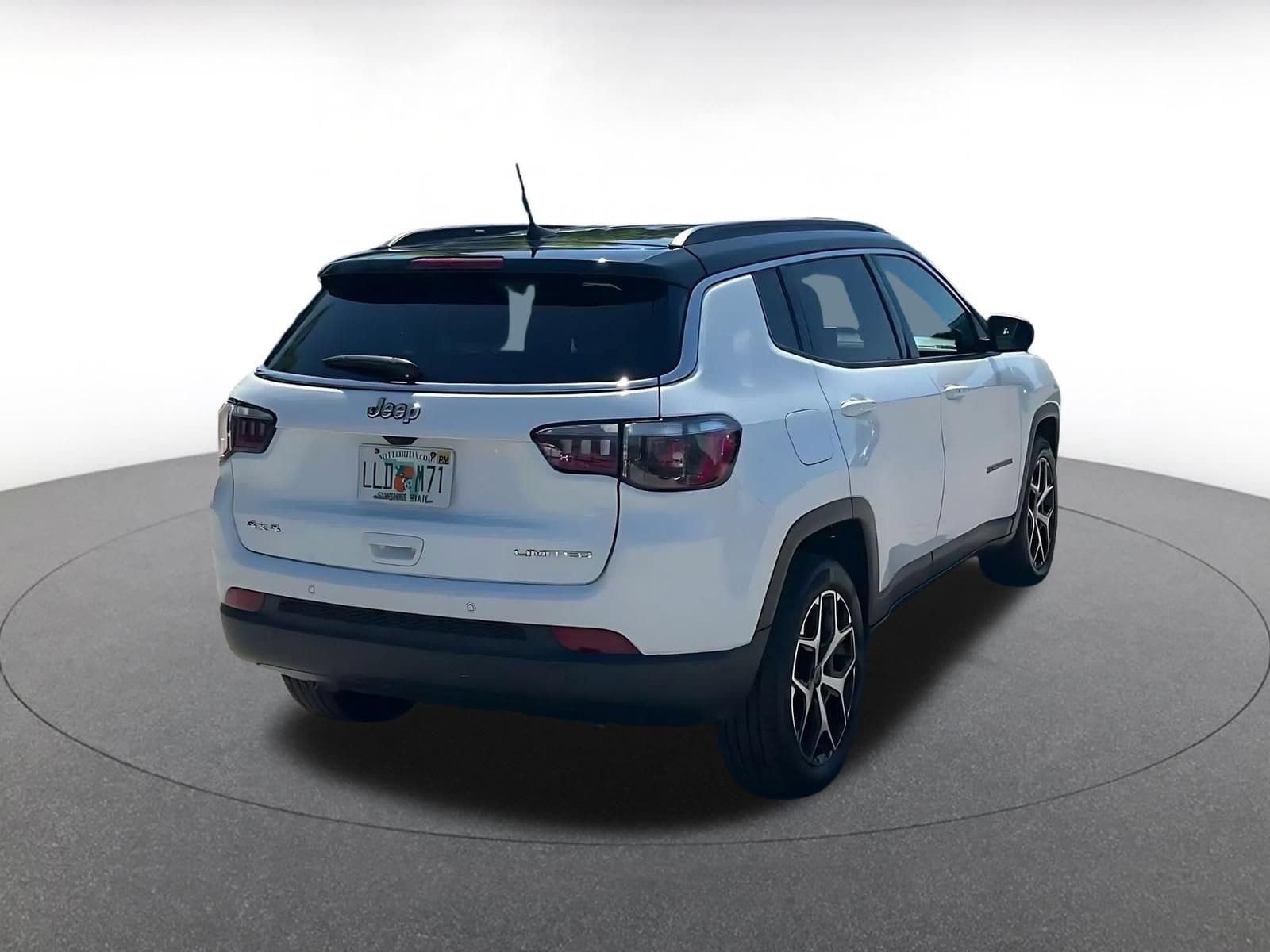 Thumbnail: 2025 Jeep Compass - 14
