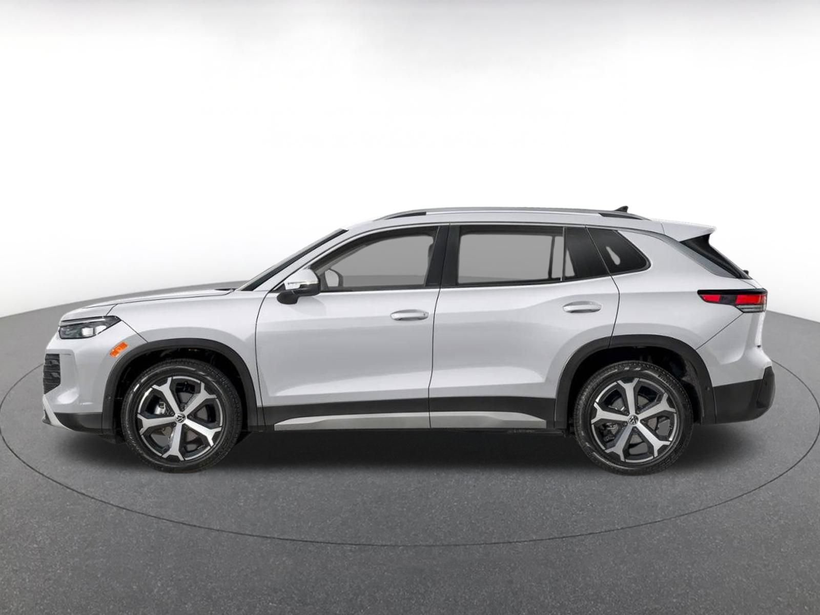 Thumbnail: 2026 Volkswagen Tiguan - 3