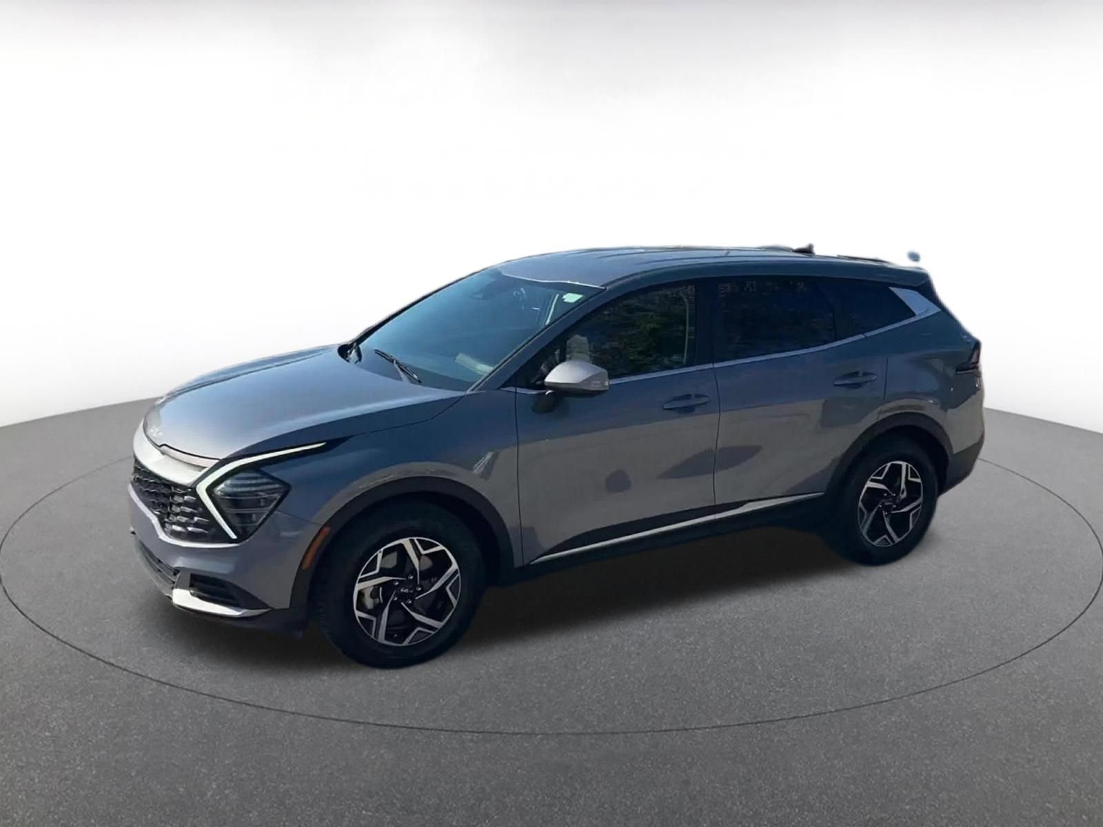 Thumbnail: 2025 Kia Sportage - 8