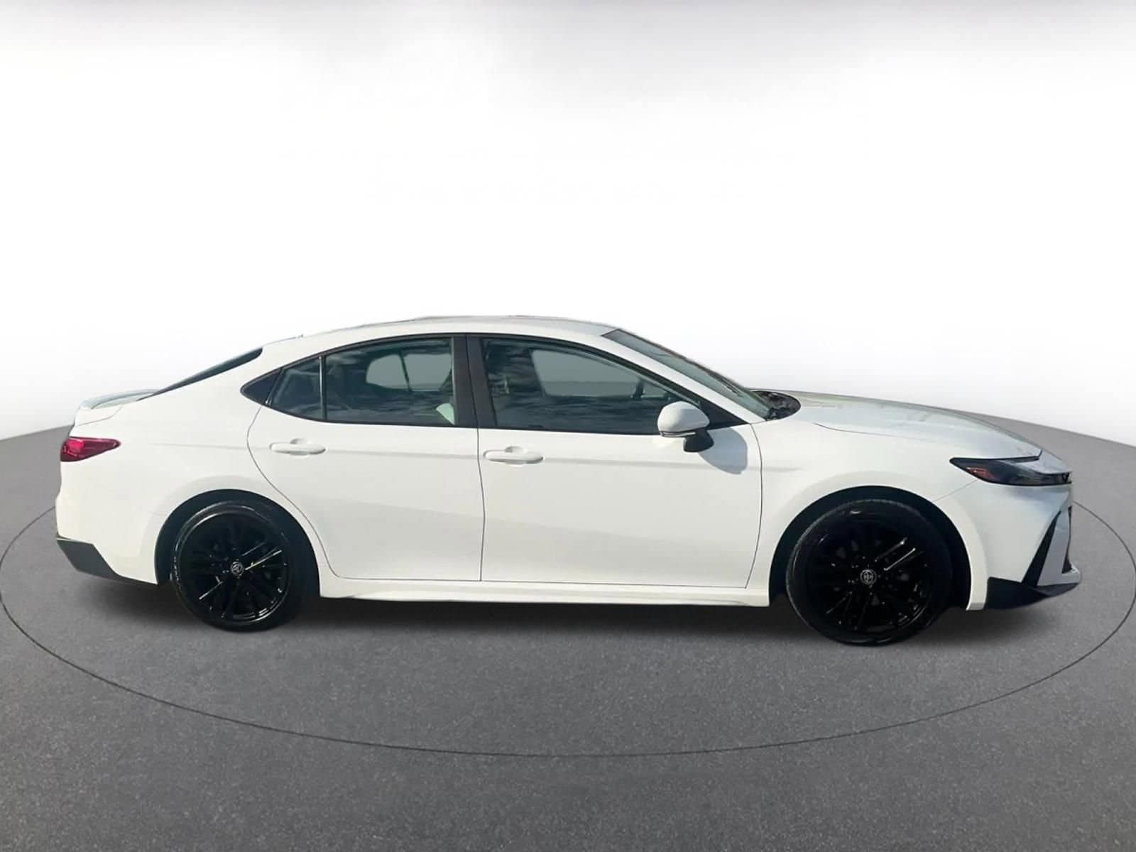 Thumbnail: 2025 Toyota Camry - 15