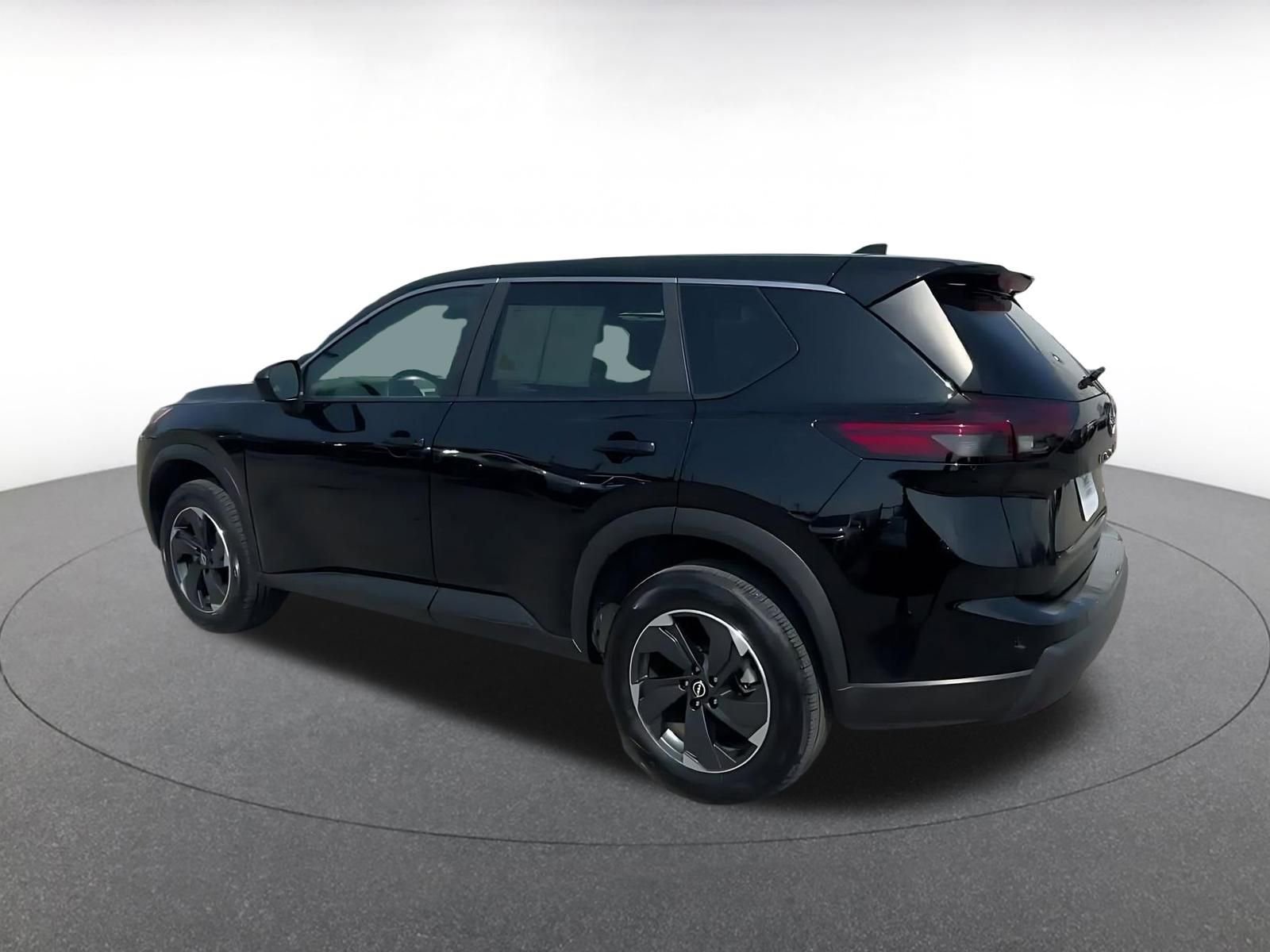 Thumbnail: 2025 Nissan Rogue - 10
