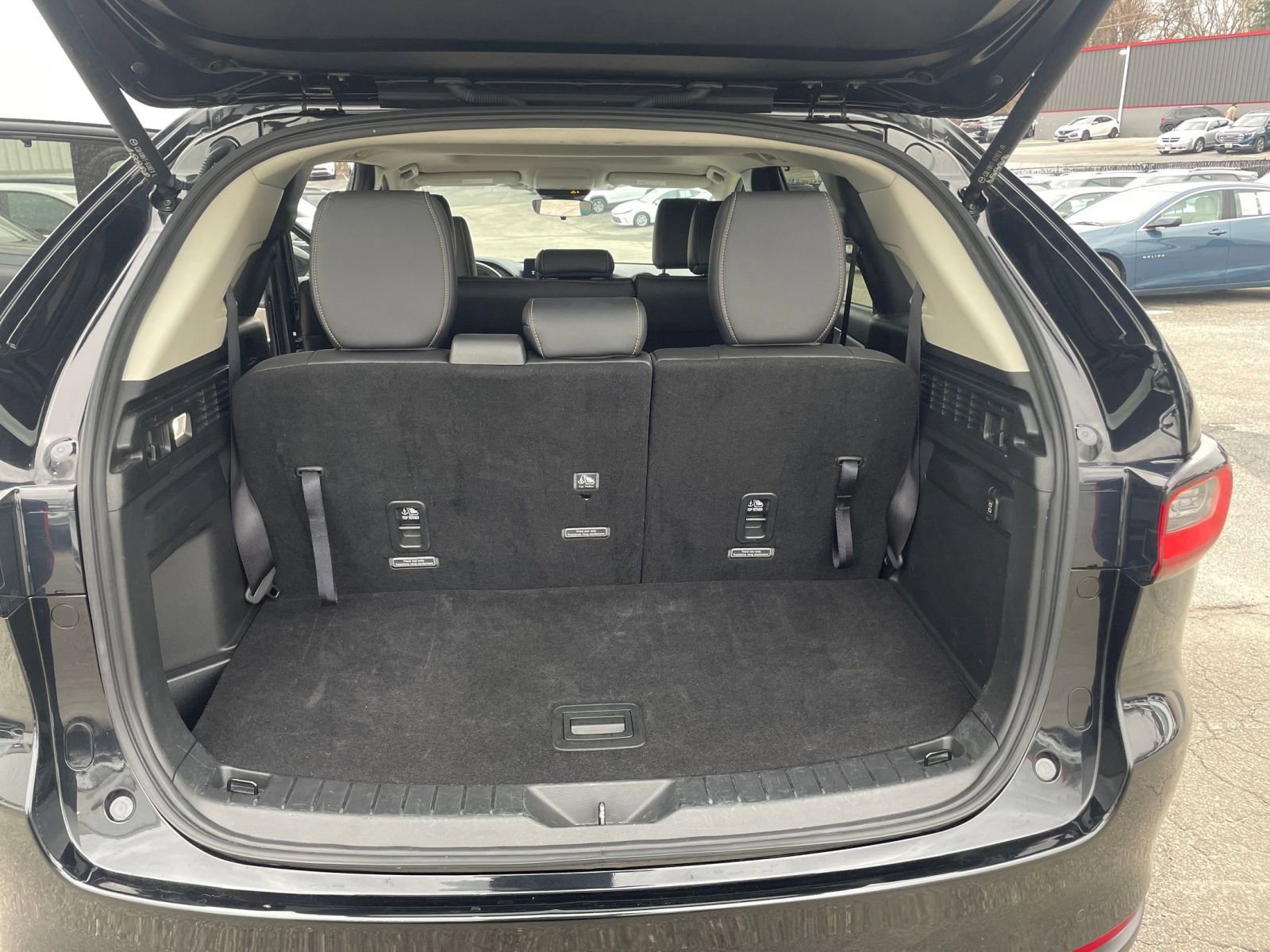 Thumbnail: 2025 Mazda CX-90 - 33