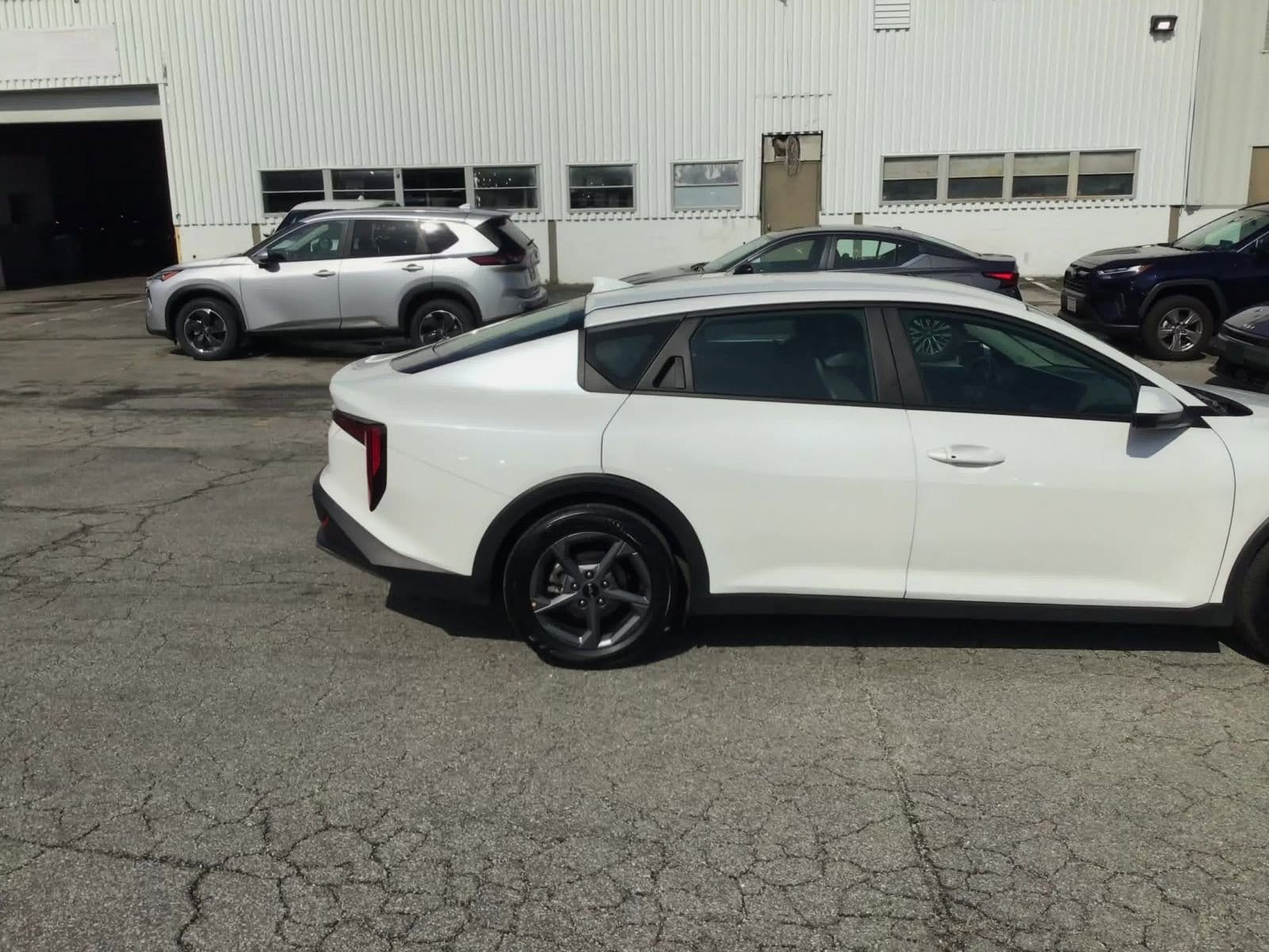Thumbnail: 2025 Kia K4 - 12