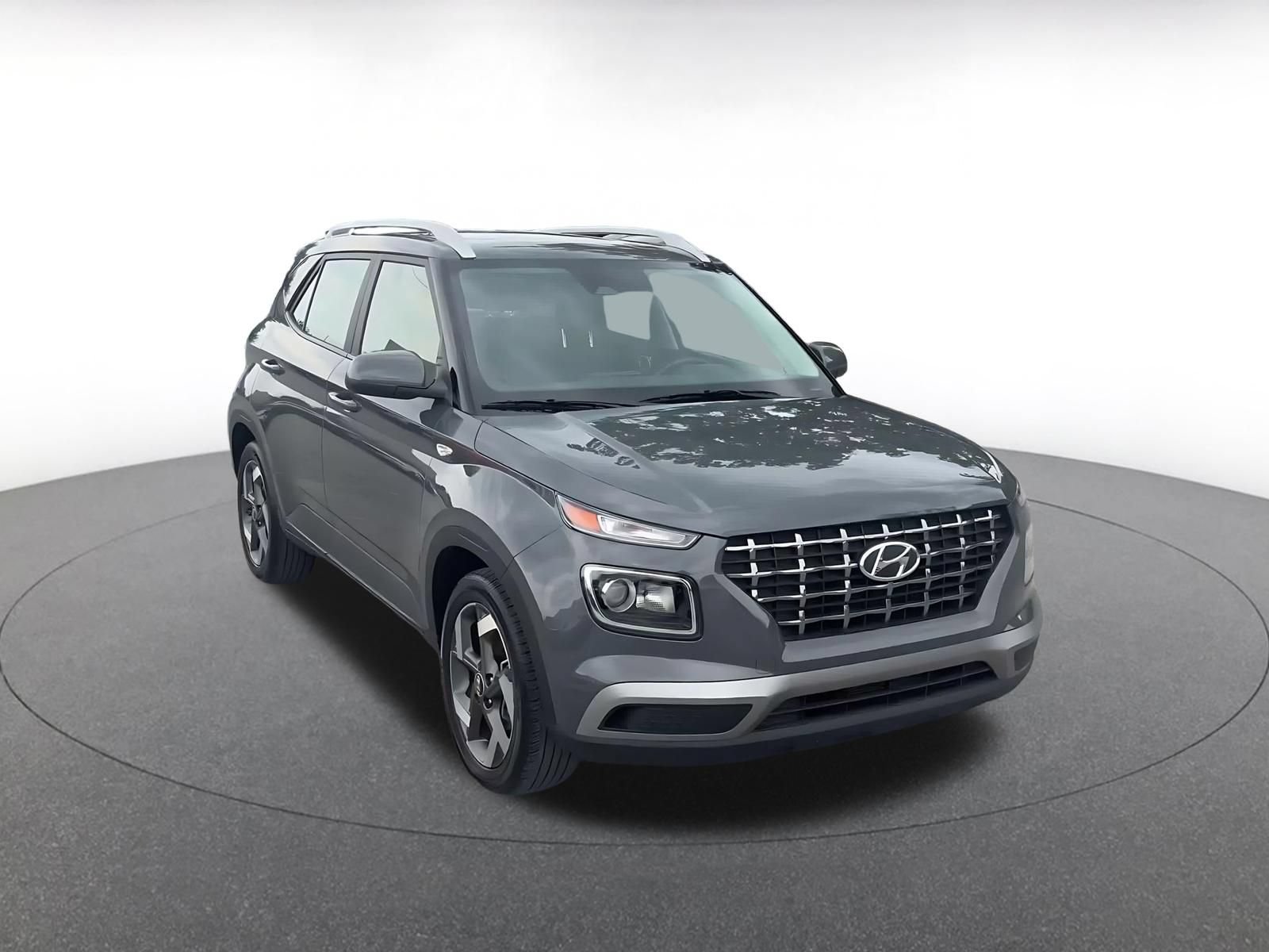 Thumbnail: 2026 Hyundai Venue - 3