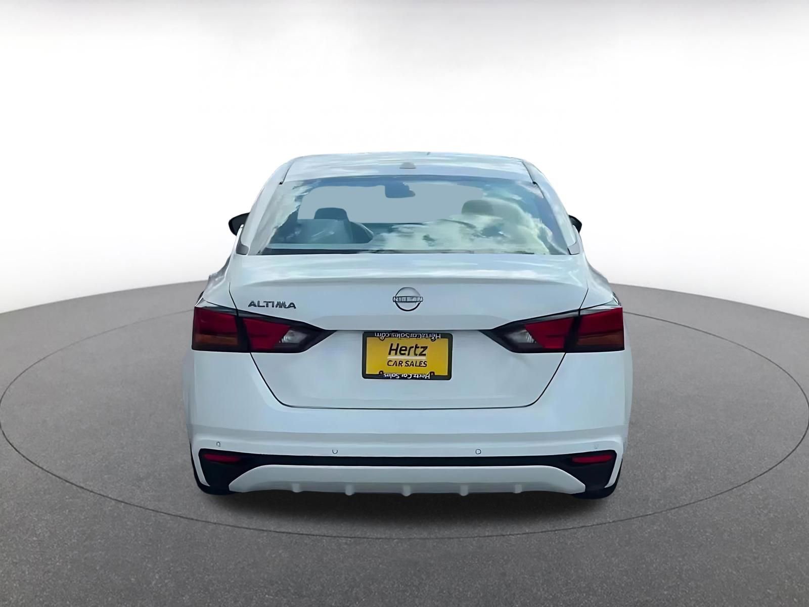 Thumbnail: 2025 Nissan Altima - 12