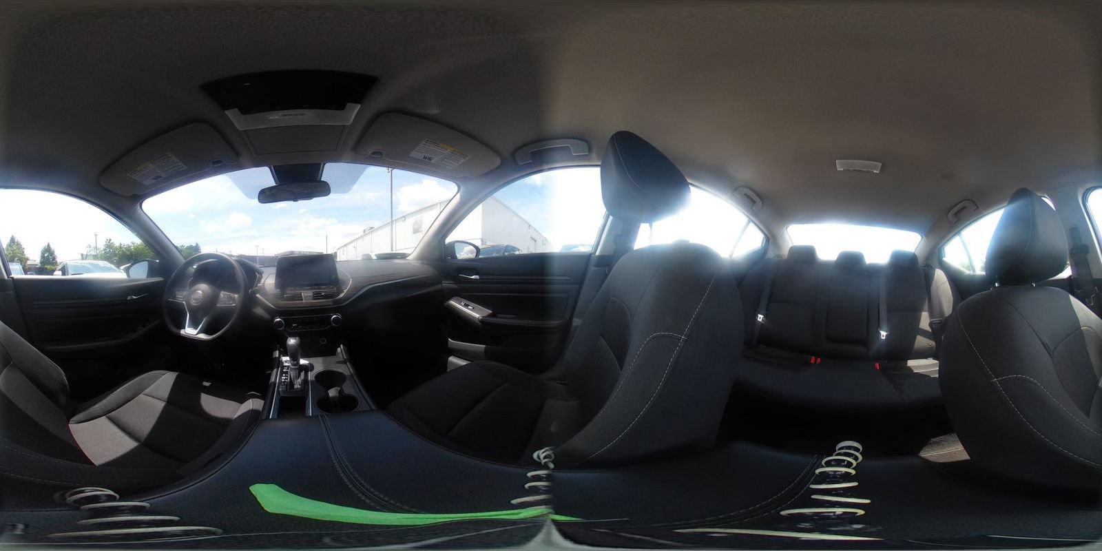 Thumbnail: 2025 Nissan Altima - 32