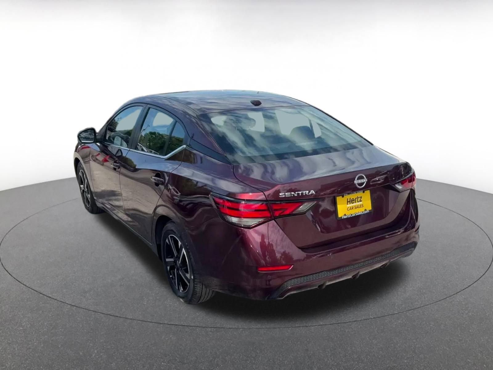 Thumbnail: 2025 Nissan Sentra - 11