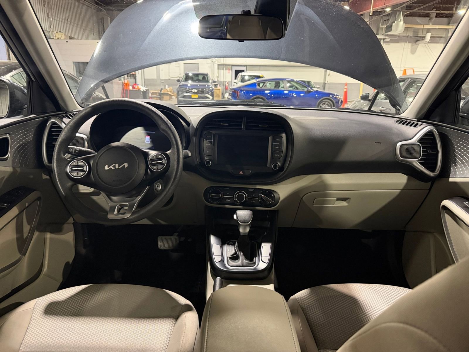 Thumbnail: 2025 Kia Soul - 28